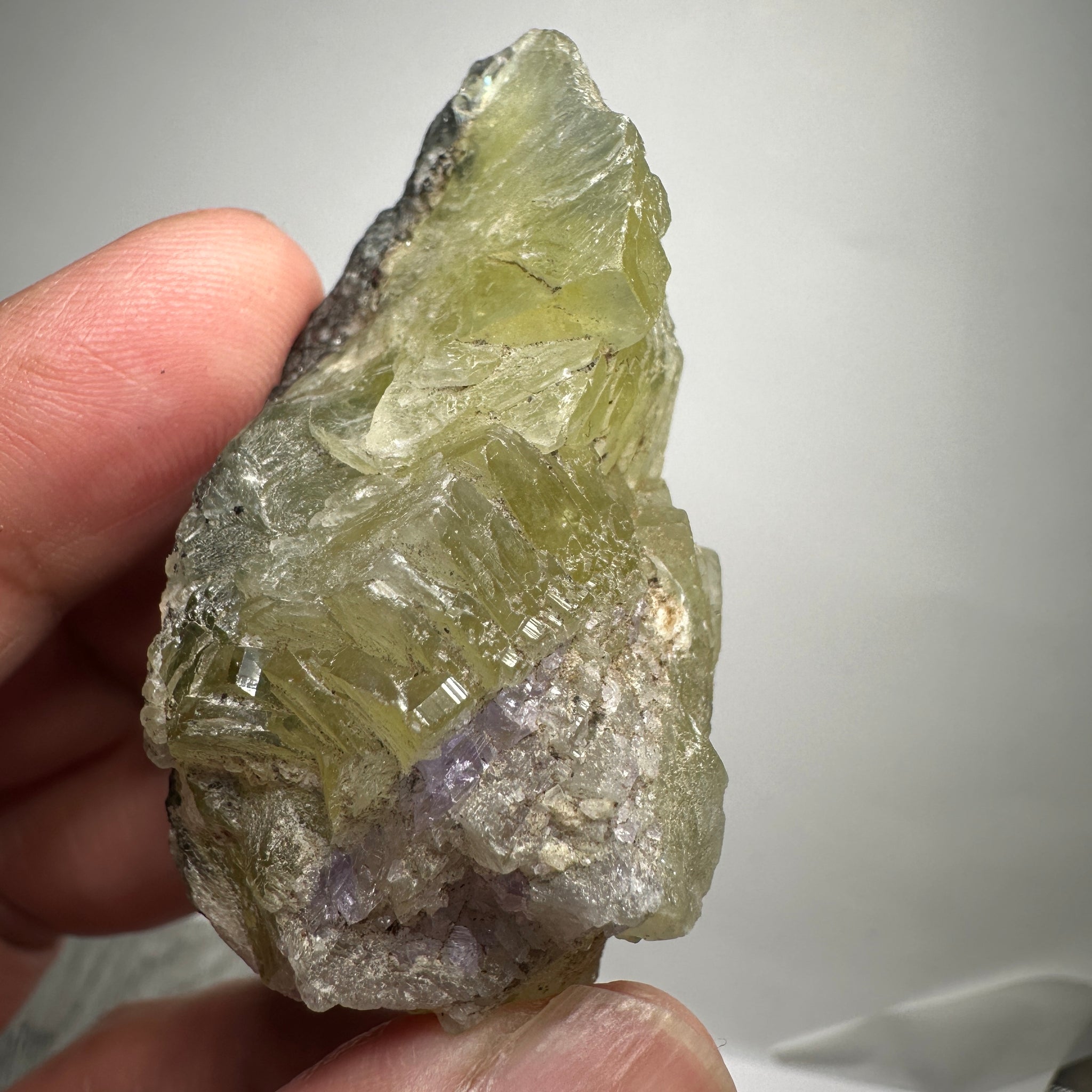 Prehinite Crystal, 376.50ct / 75.30gm, Merelani, Tanzania, Untreated Unheated. 58.80 x 39.00 x 35.60mm