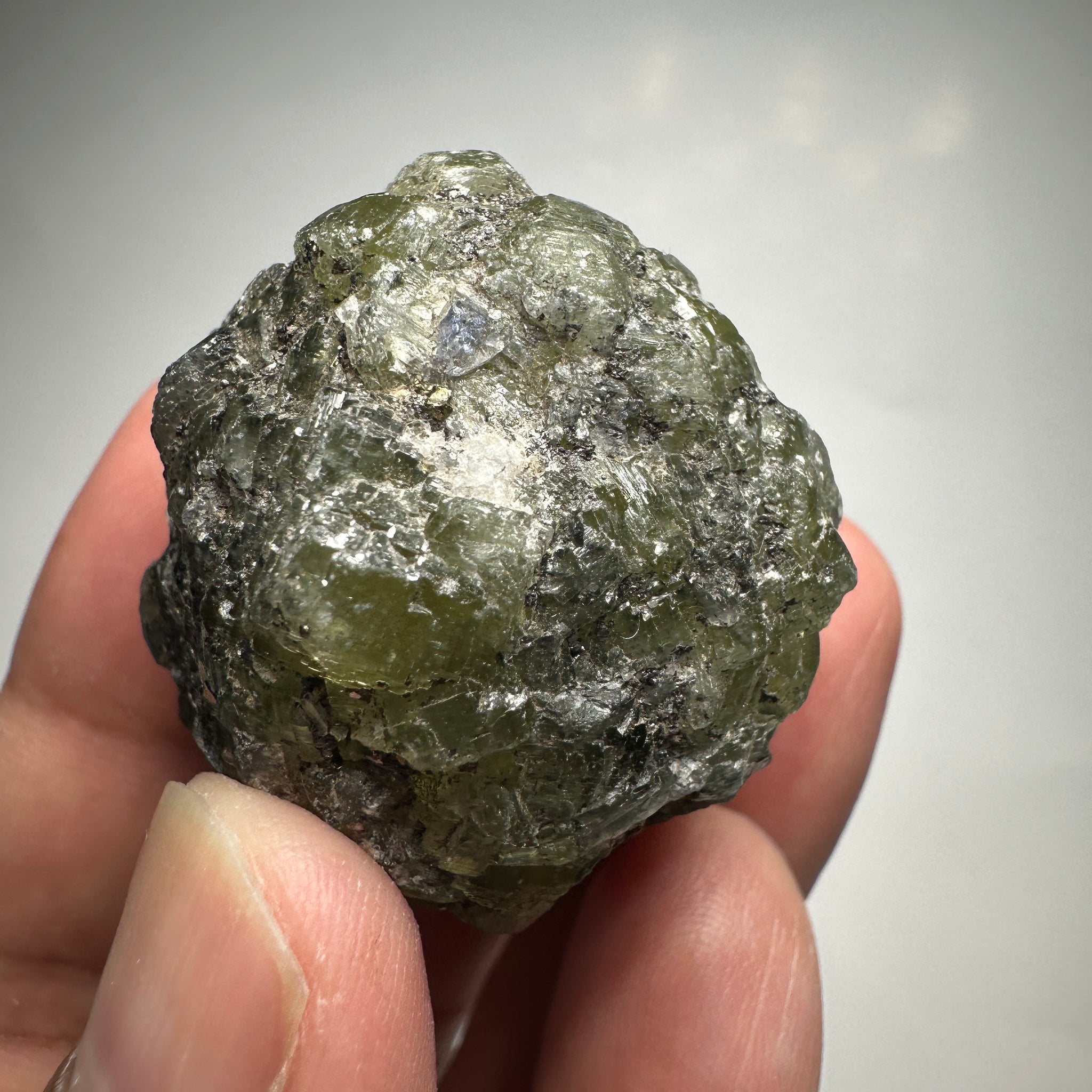 Prehinite Crystal, 323ct / 64.60gm, Merelani, Tanzania, Untreated Unheated. 41.80 x 37.00 x 34.40mm