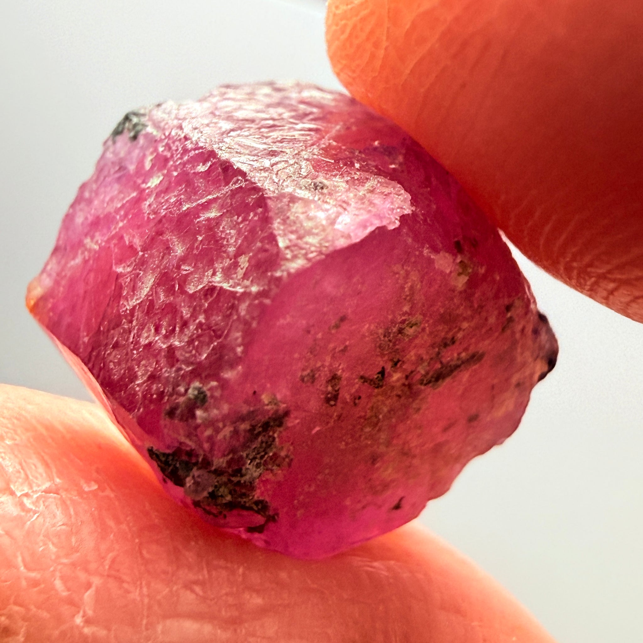 Winza Sapphire Crystal, 18.53ct, Tanzania, Untreated Unheated, gemmy crystal, great for faceting or cabbing/carving, or as a specimen