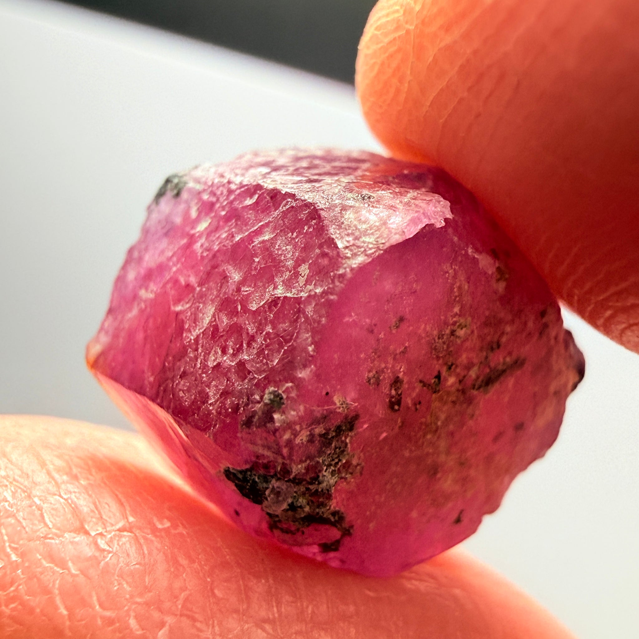 Winza Sapphire Crystal, 18.53ct, Tanzania, Untreated Unheated, gemmy crystal, great for faceting or cabbing/carving, or as a specimen