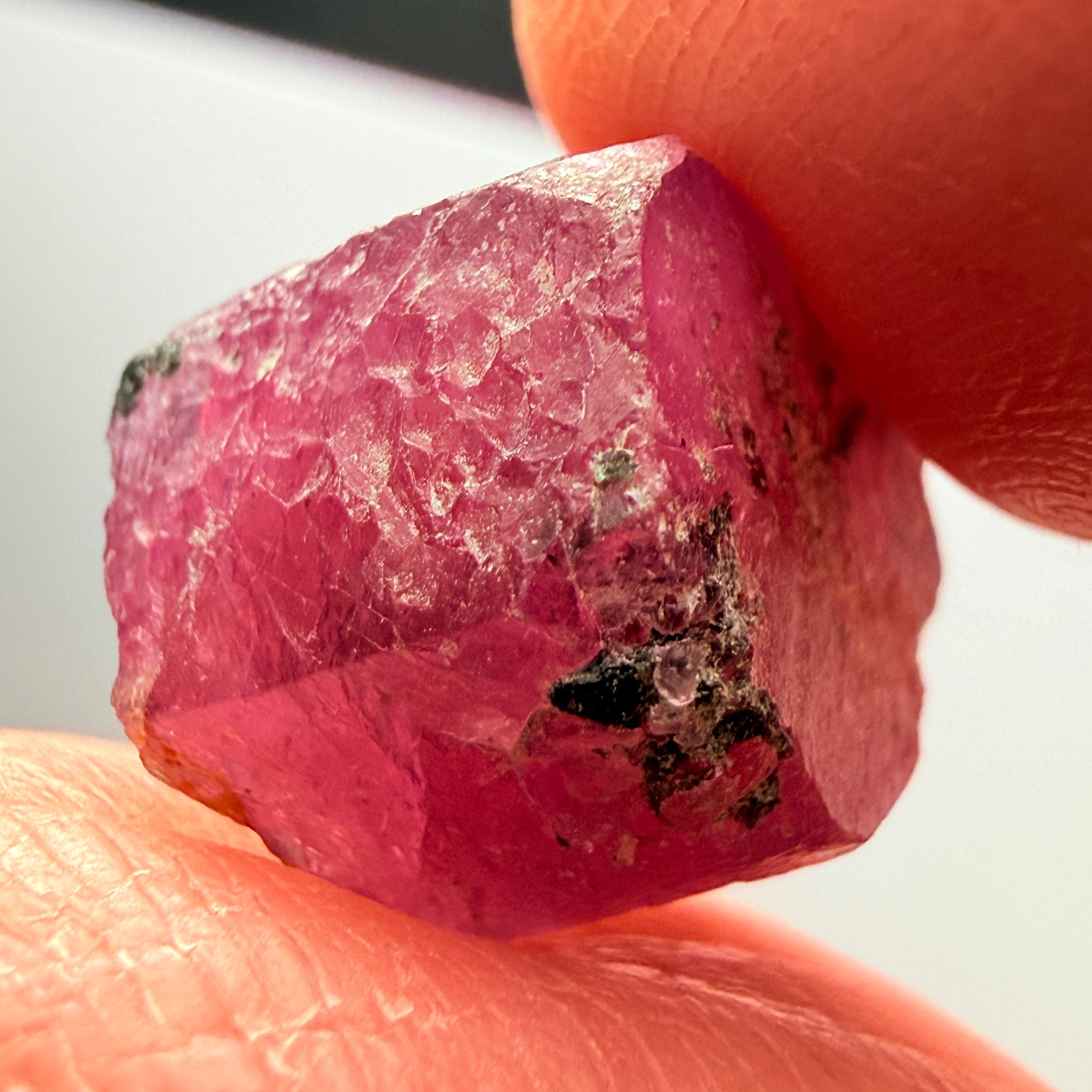 Winza Sapphire Crystal, 18.53ct, Tanzania, Untreated Unheated, gemmy crystal, great for faceting or cabbing/carving, or as a specimen