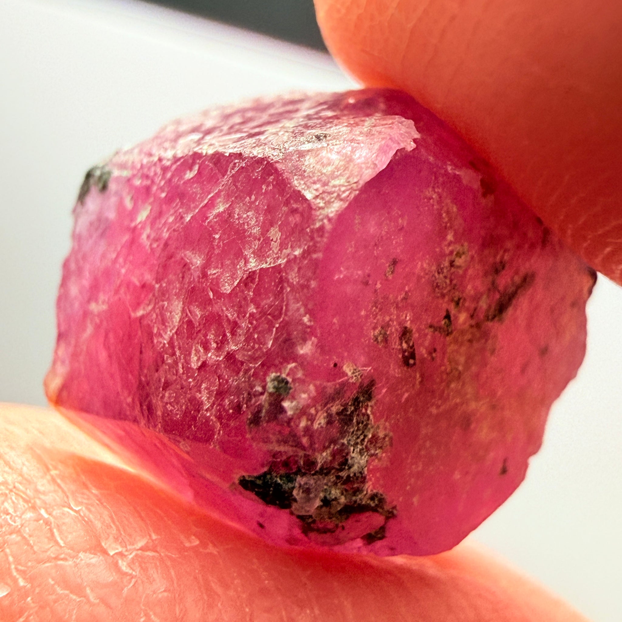 Winza Sapphire Crystal, 18.53ct, Tanzania, Untreated Unheated, gemmy crystal, great for faceting or cabbing/carving, or as a specimen