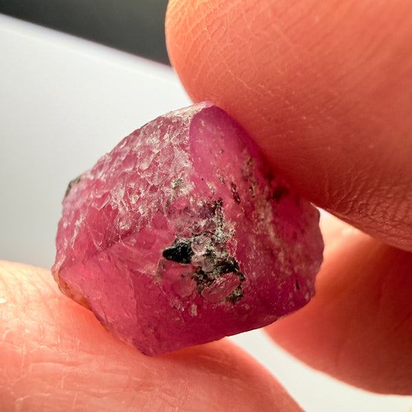 Winza Sapphire Crystal, 18.53ct, Tanzania, Untreated Unheated, gemmy crystal, great for faceting or cabbing/carving, or as a specimen