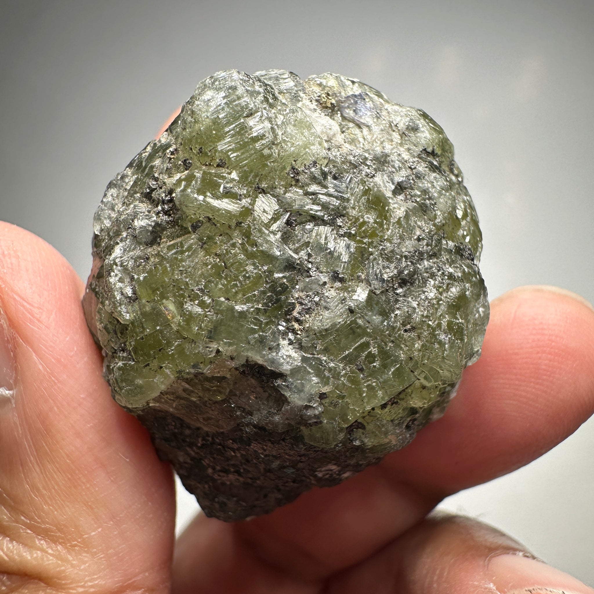 Prehinite Crystal, 323ct / 64.60gm, Merelani, Tanzania, Untreated Unheated. 41.80 x 37.00 x 34.40mm