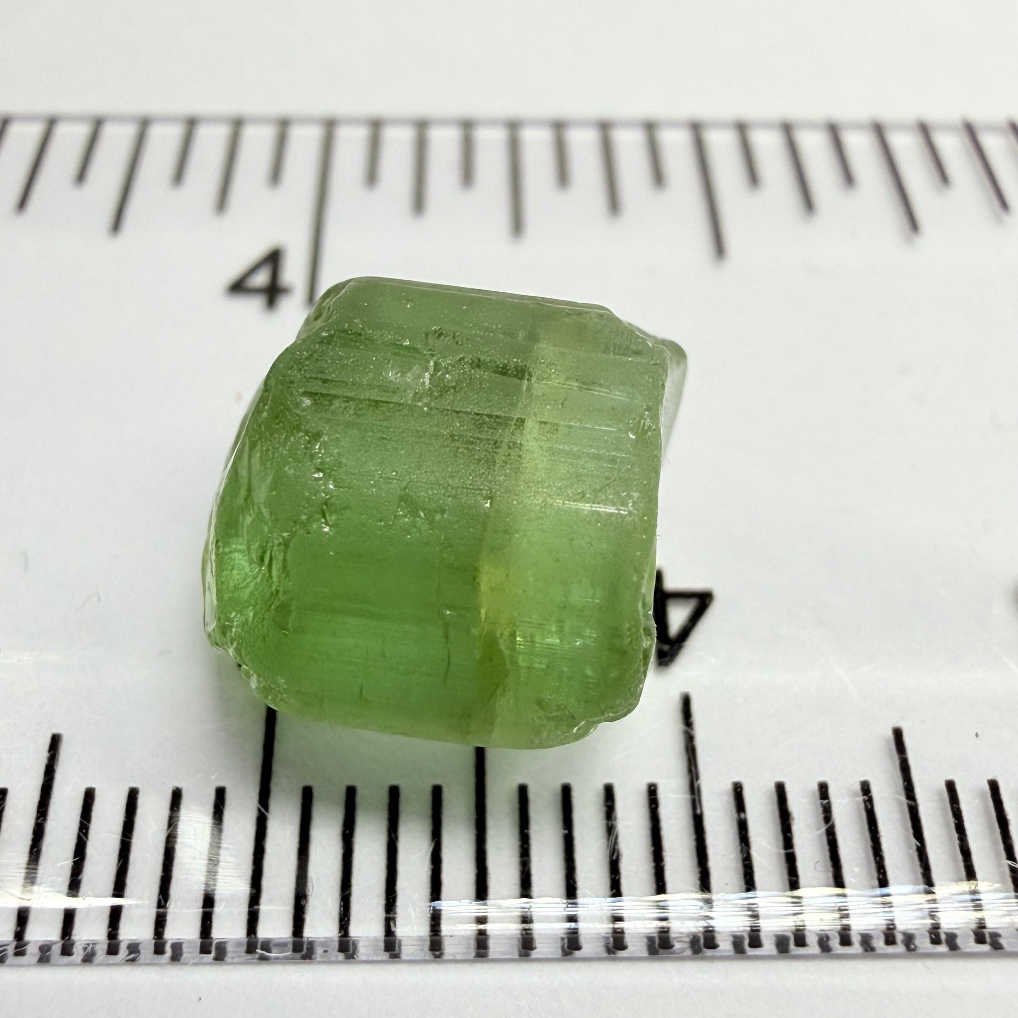 Congo Tourmaline, 8.88ct, Untreated Unheated, dividing crack, see pics I have market the crack, with crack out larger piece is vvs-if