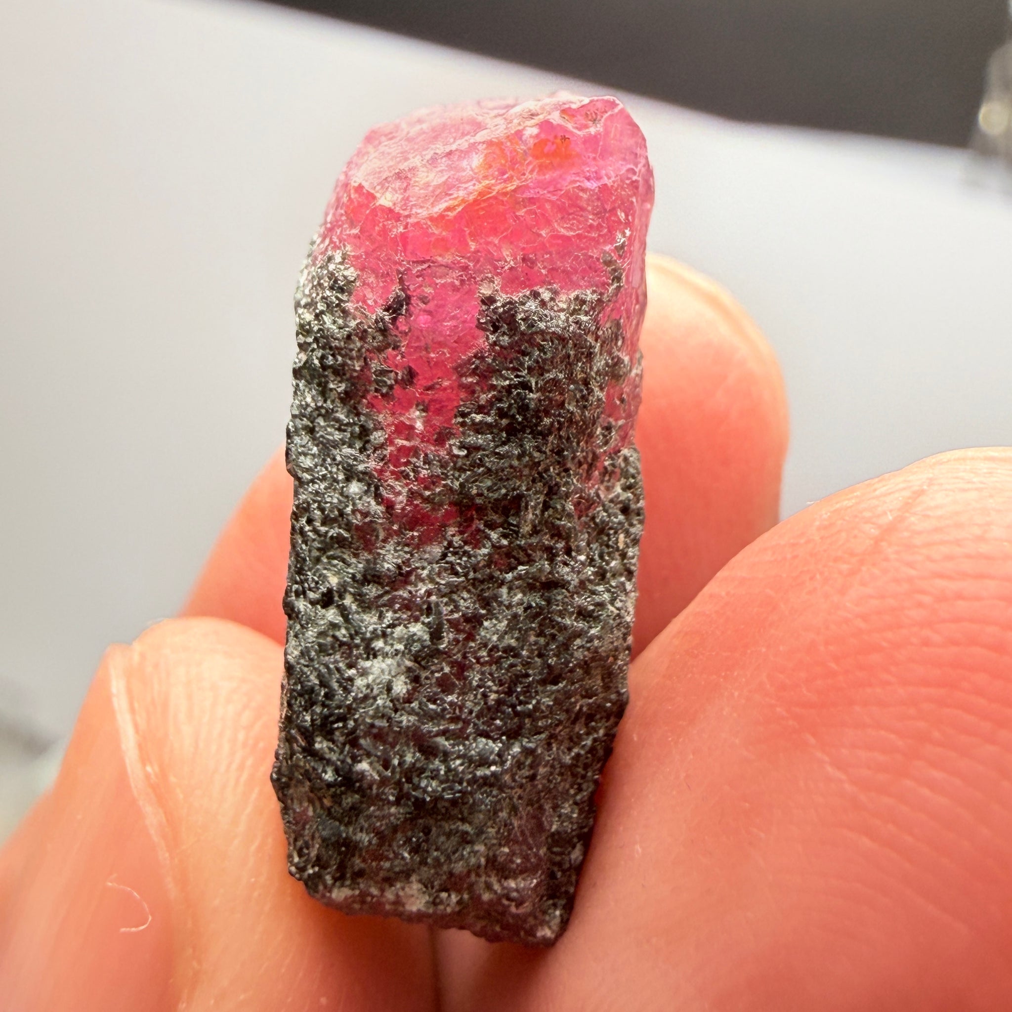 Winza Sapphire Crystal, 27.31ct, Tanzania, Untreated Unheated, gemmy crystal, great for faceting or cabbing/carving, or as a specimen