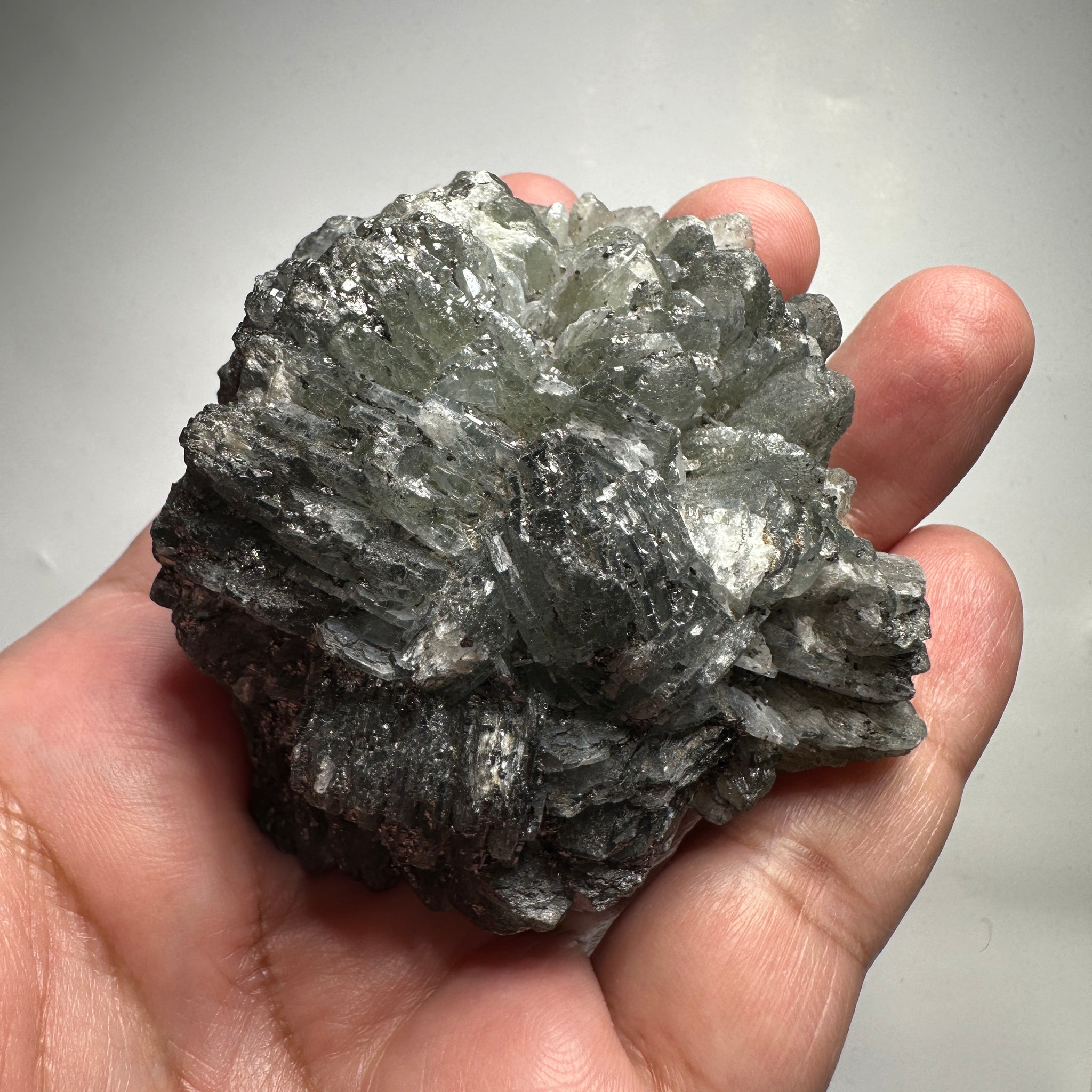 Prehinite Crystal, 1106.50ct / 221.30gm, Merelani, Tanzania, Untreated Unheated. 64.20 x 63.50 x 61.80mm