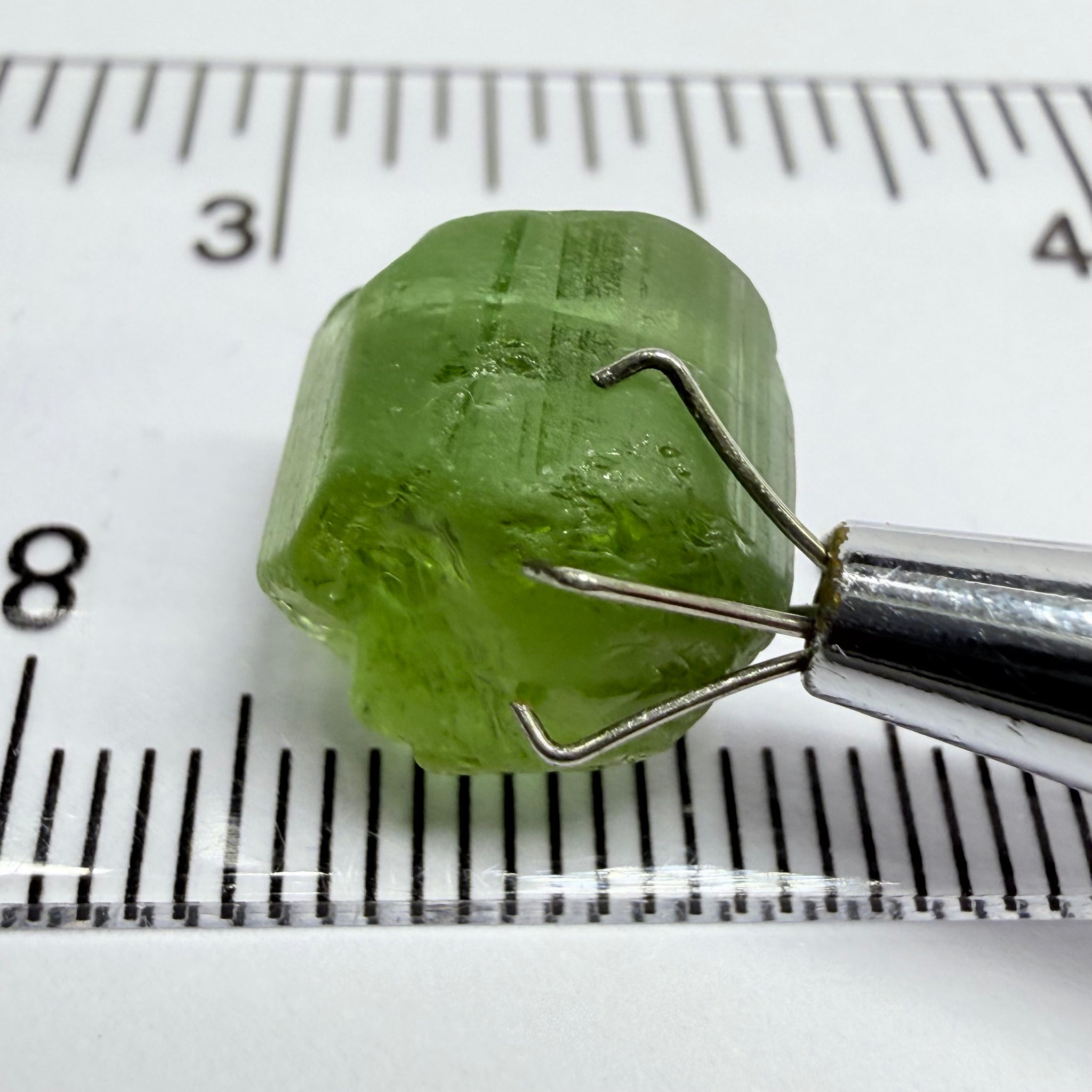 Congo Tourmaline, 8.88ct, Untreated Unheated, dividing crack, see pics I have market the crack, with crack out larger piece is vvs-if