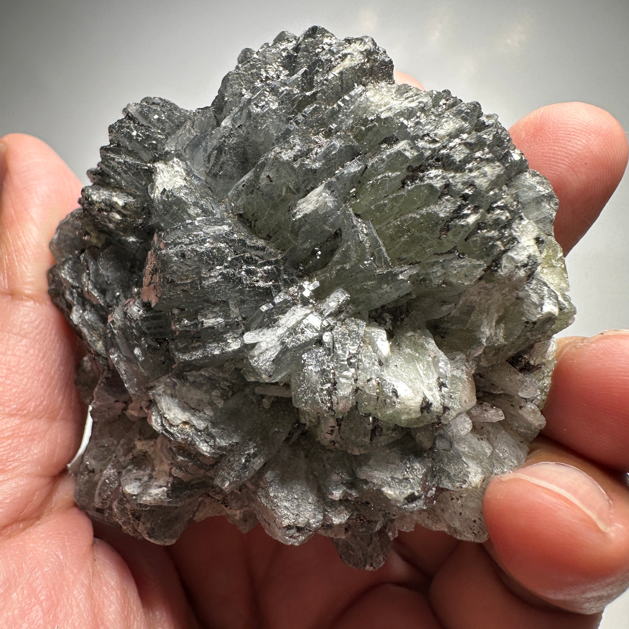 Prehinite Crystal, 1106.50ct / 221.30gm, Merelani, Tanzania, Untreated Unheated. 64.20 x 63.50 x 61.80mm