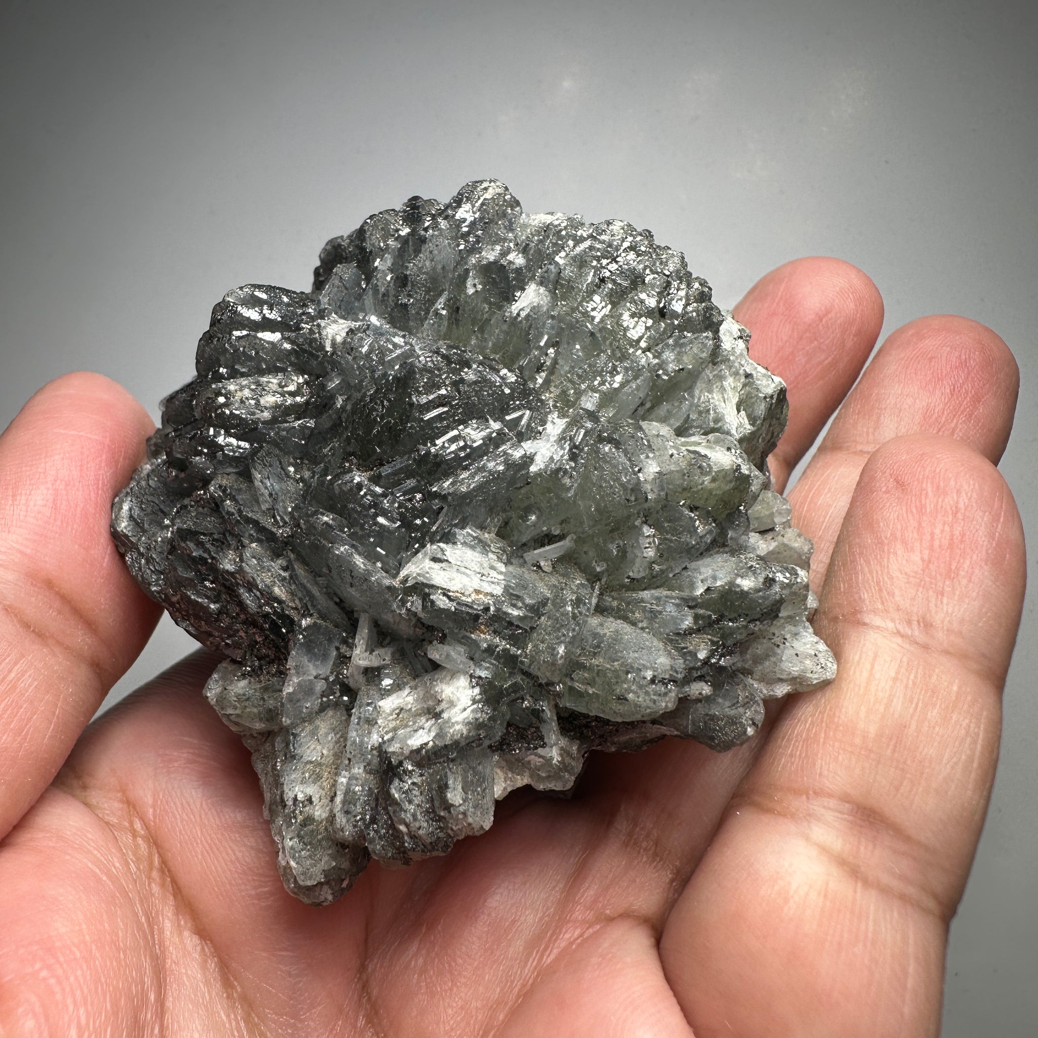 Prehinite Crystal, 1106.50ct / 221.30gm, Merelani, Tanzania, Untreated Unheated. 64.20 x 63.50 x 61.80mm