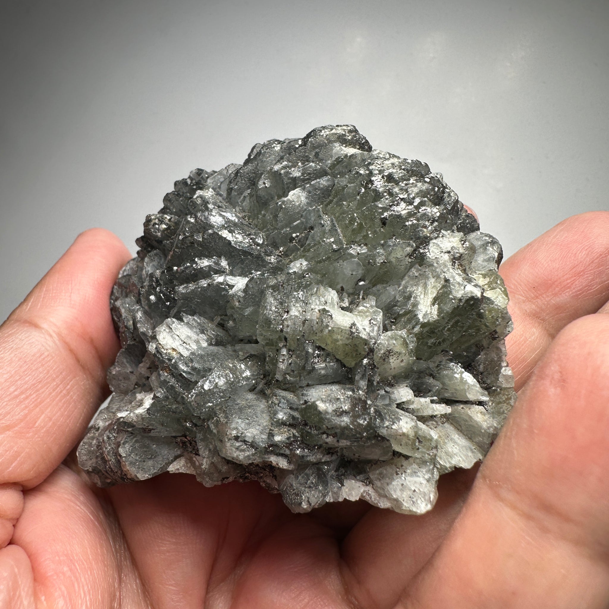 Prehinite Crystal, 1106.50ct / 221.30gm, Merelani, Tanzania, Untreated Unheated. 64.20 x 63.50 x 61.80mm