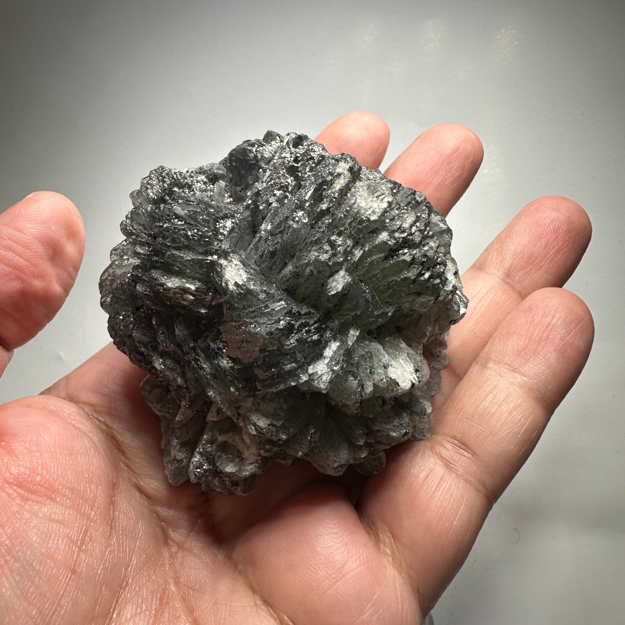 Prehinite Crystal, 1106.50ct / 221.30gm, Merelani, Tanzania, Untreated Unheated. 64.20 x 63.50 x 61.80mm