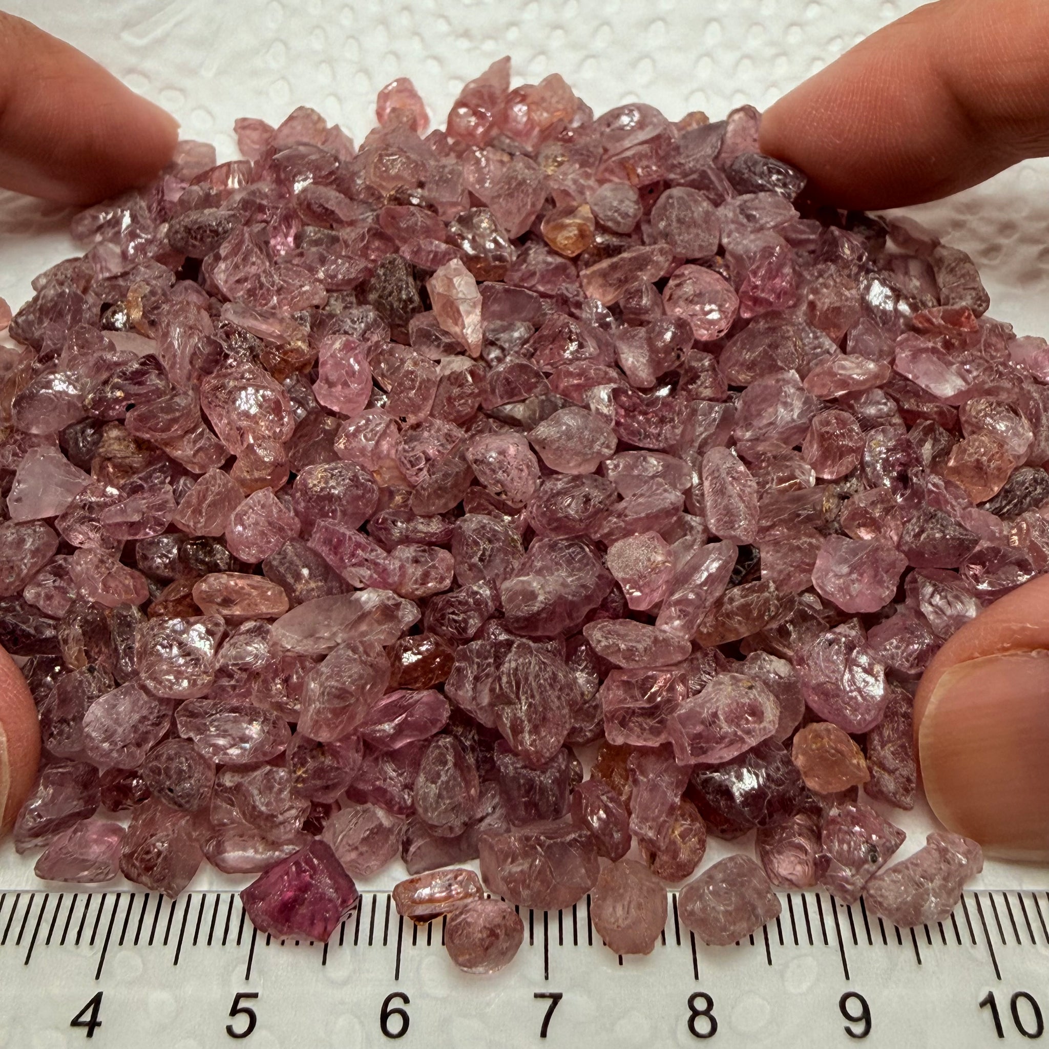 Dragon Garnet Lot, 154.00gm / 770.00ct Lot, Tanzania, Untreated Unheated, mixed clarity lot, 1.46ct average, see the videos for uv effect