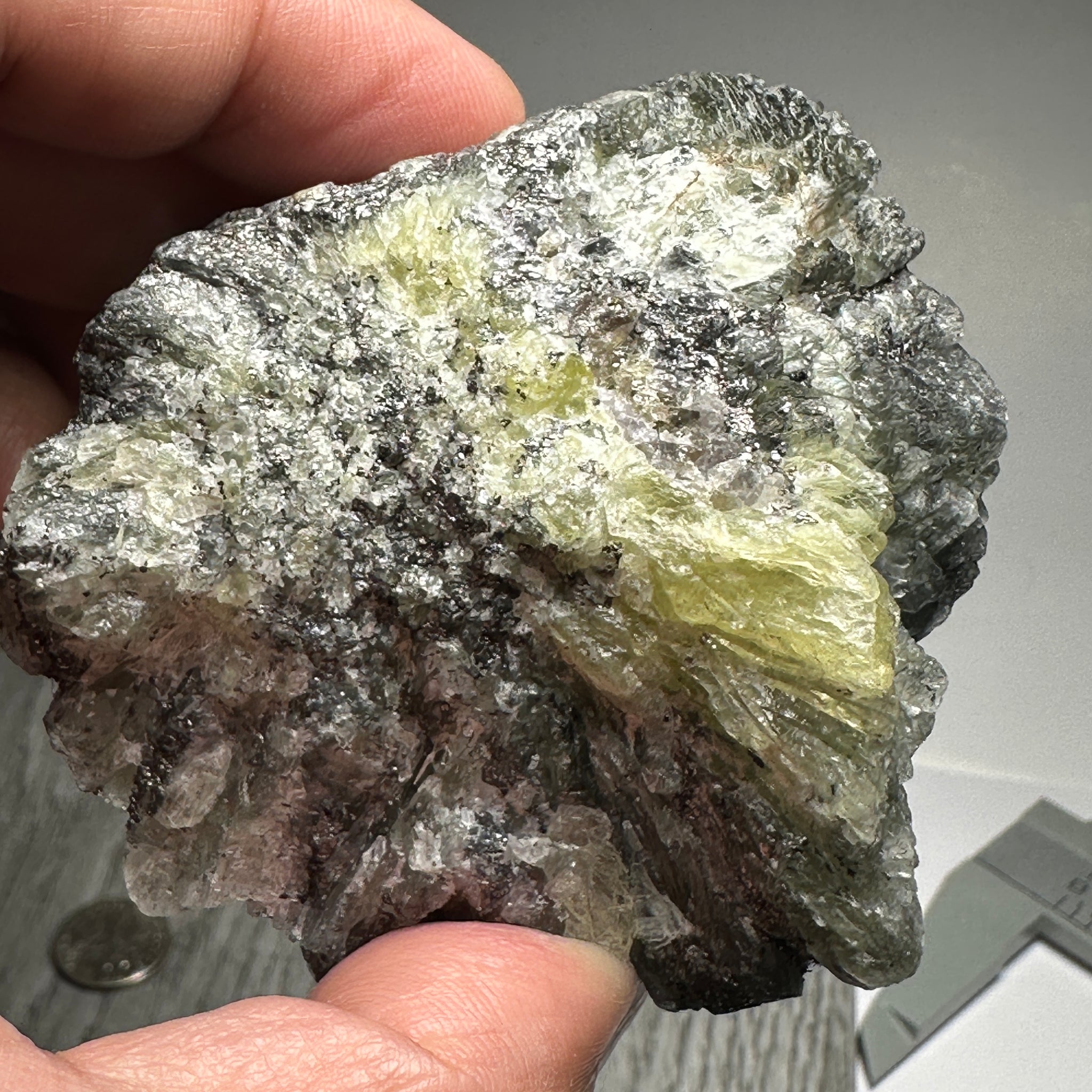 Prehinite Crystal, 1106.50ct / 221.30gm, Merelani, Tanzania, Untreated Unheated. 64.20 x 63.50 x 61.80mm