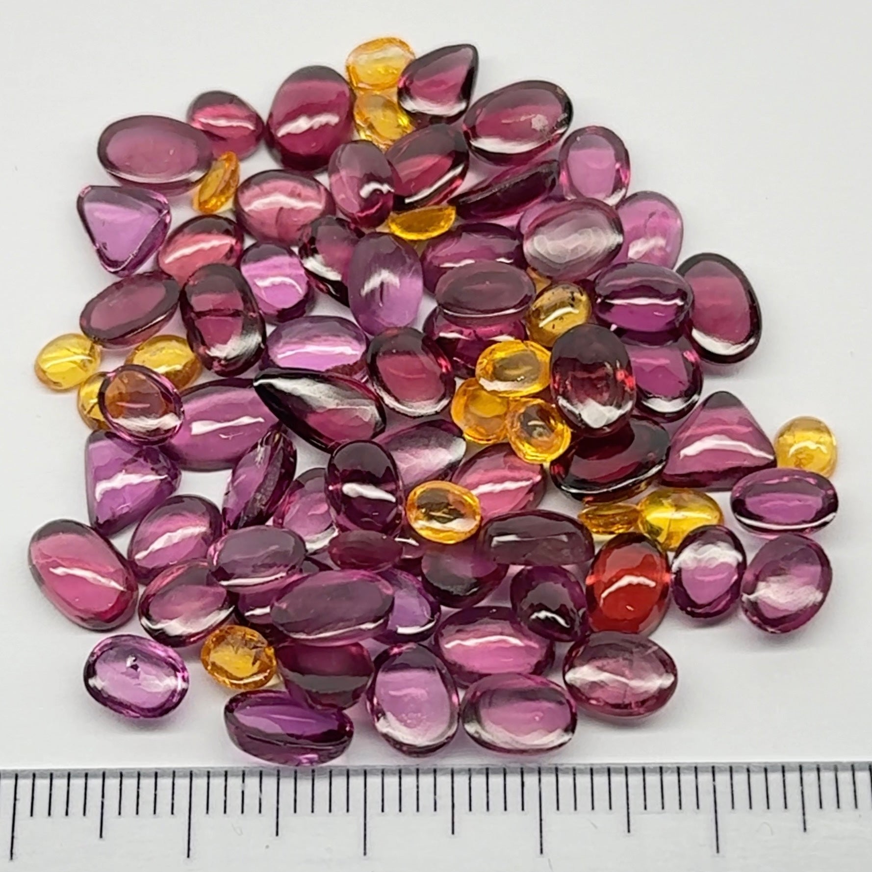 Wholesale Lot Cabochons, Fine Pink Umbalite, Spessartite, Mahenge Garnet Mix, 68.62ct, Tanzania, Untreated Unheated