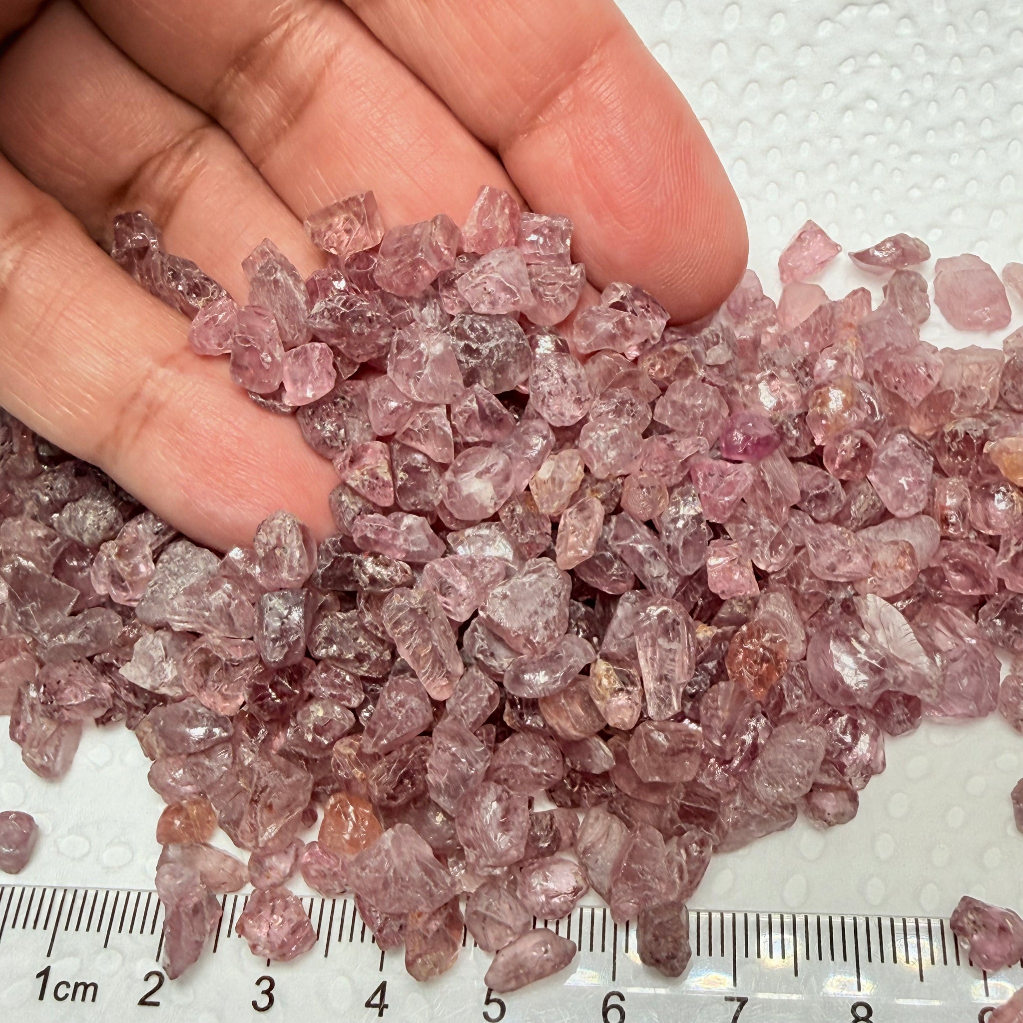 Lindi Colour Shift Garnet Lot, 474.70gm / 2373.50ct Lot, Tanzania, Untreated Unheated, mixed clarity lot, 1.98ct average