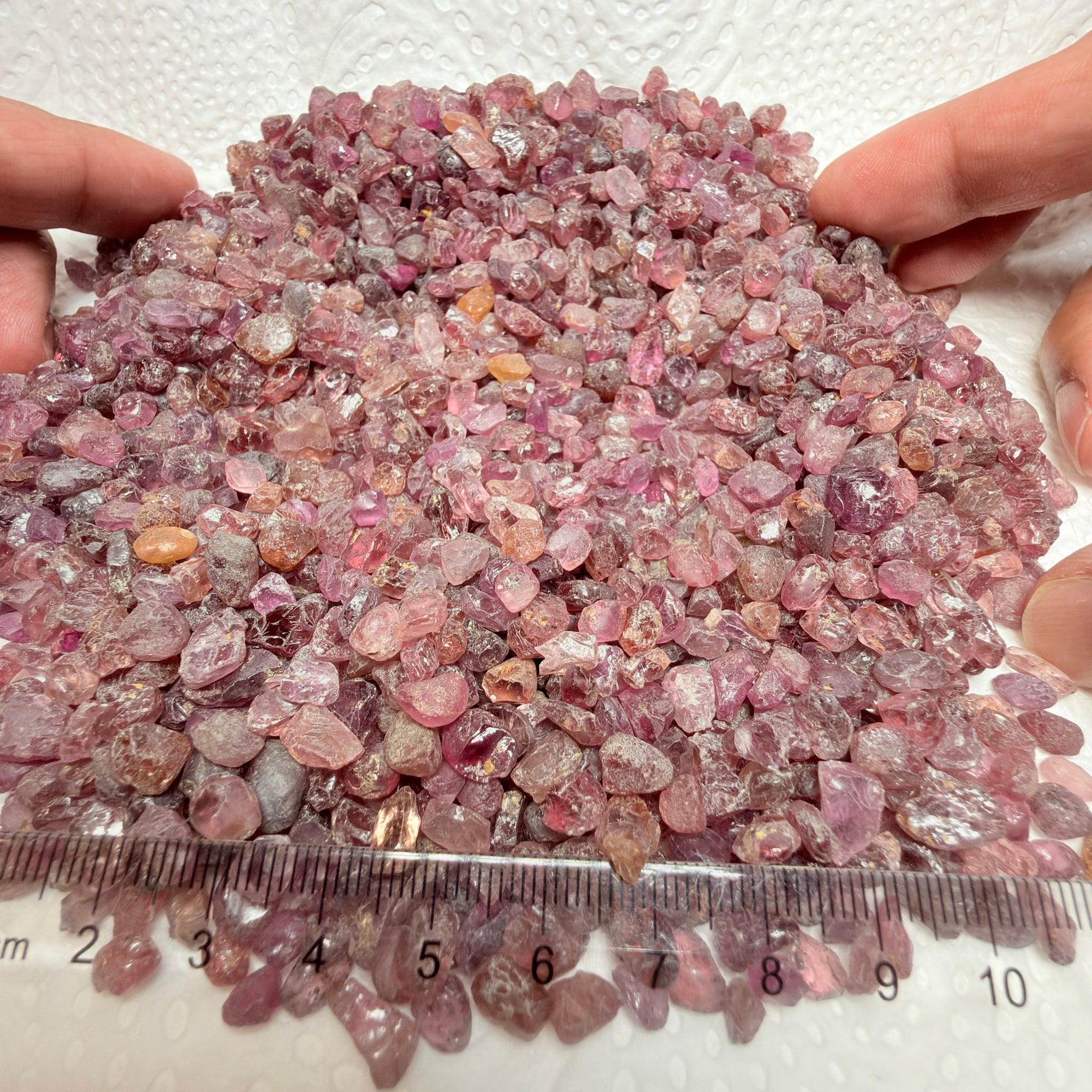 Lindi Colour Shift Garnet Lot, 474.70gm / 2373.50ct Lot, Tanzania, Untreated Unheated, mixed clarity lot, 1.98ct average