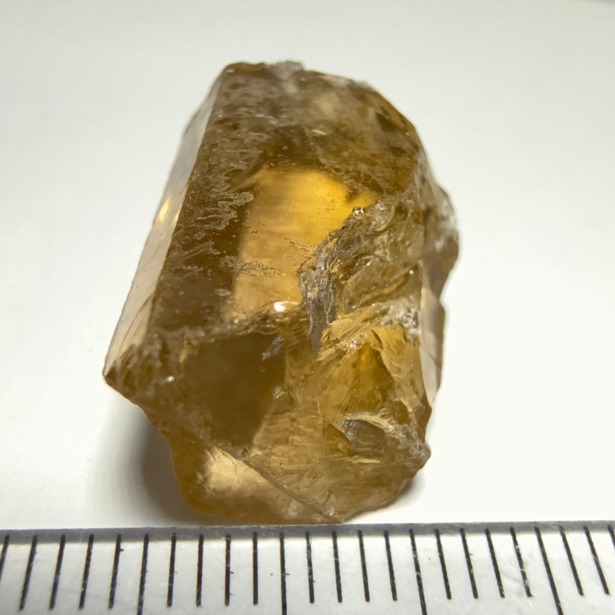 Citrine, 20.23ct, Zambia, Untreated Unheated, VVS-IF, skin fracture no effect on faceting recovery rate but forms a really nice rainbow!