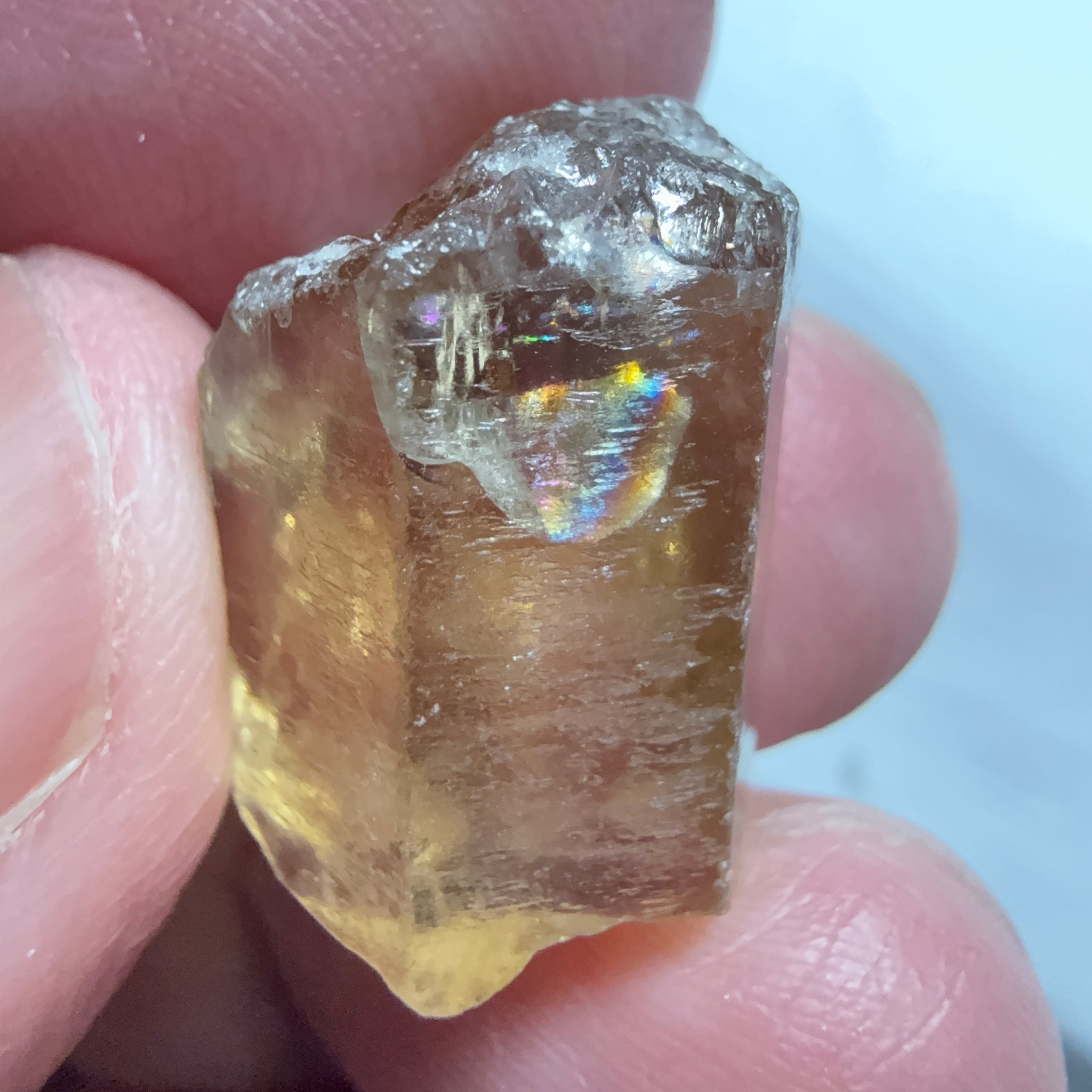 Citrine, 20.23ct, Zambia, Untreated Unheated, VVS-IF, skin fracture no effect on faceting recovery rate but forms a really nice rainbow!