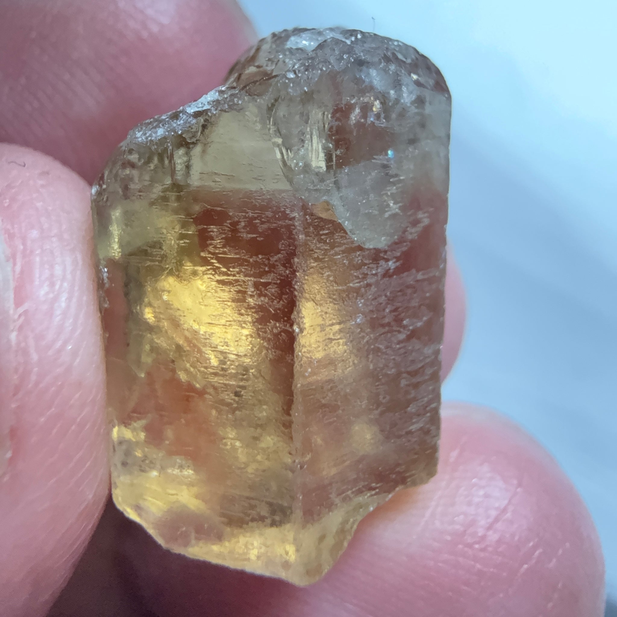 Citrine, 20.23ct, Zambia, Untreated Unheated, VVS-IF, skin fracture no effect on faceting recovery rate but forms a really nice rainbow!