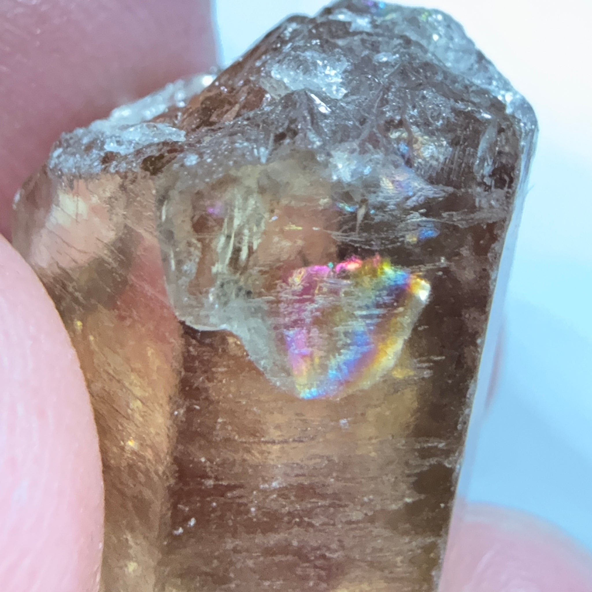 Citrine, 20.23ct, Zambia, Untreated Unheated, VVS-IF, skin fracture no effect on faceting recovery rate but forms a really nice rainbow!