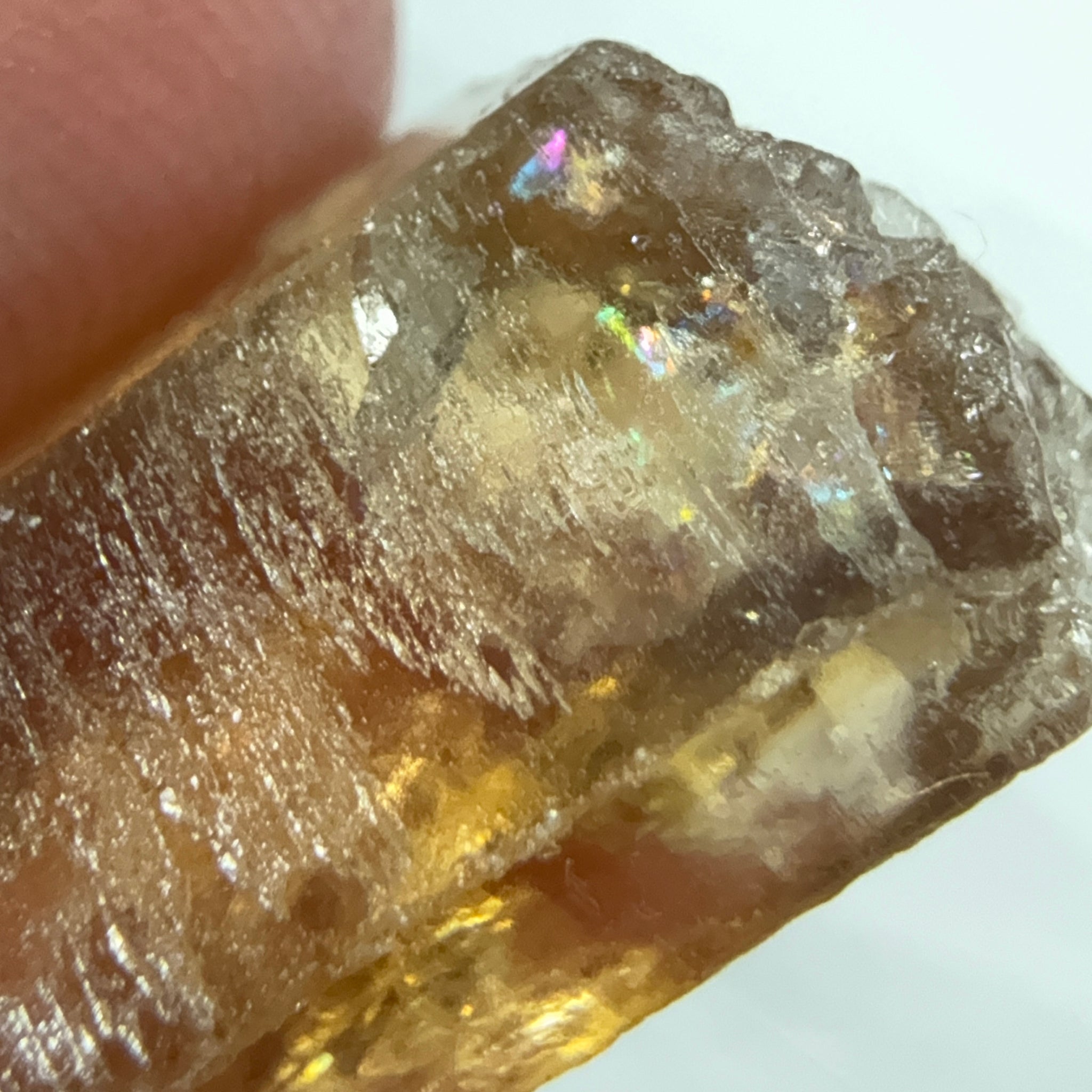 Citrine, 20.23ct, Zambia, Untreated Unheated, VVS-IF, skin fracture no effect on faceting recovery rate but forms a really nice rainbow!