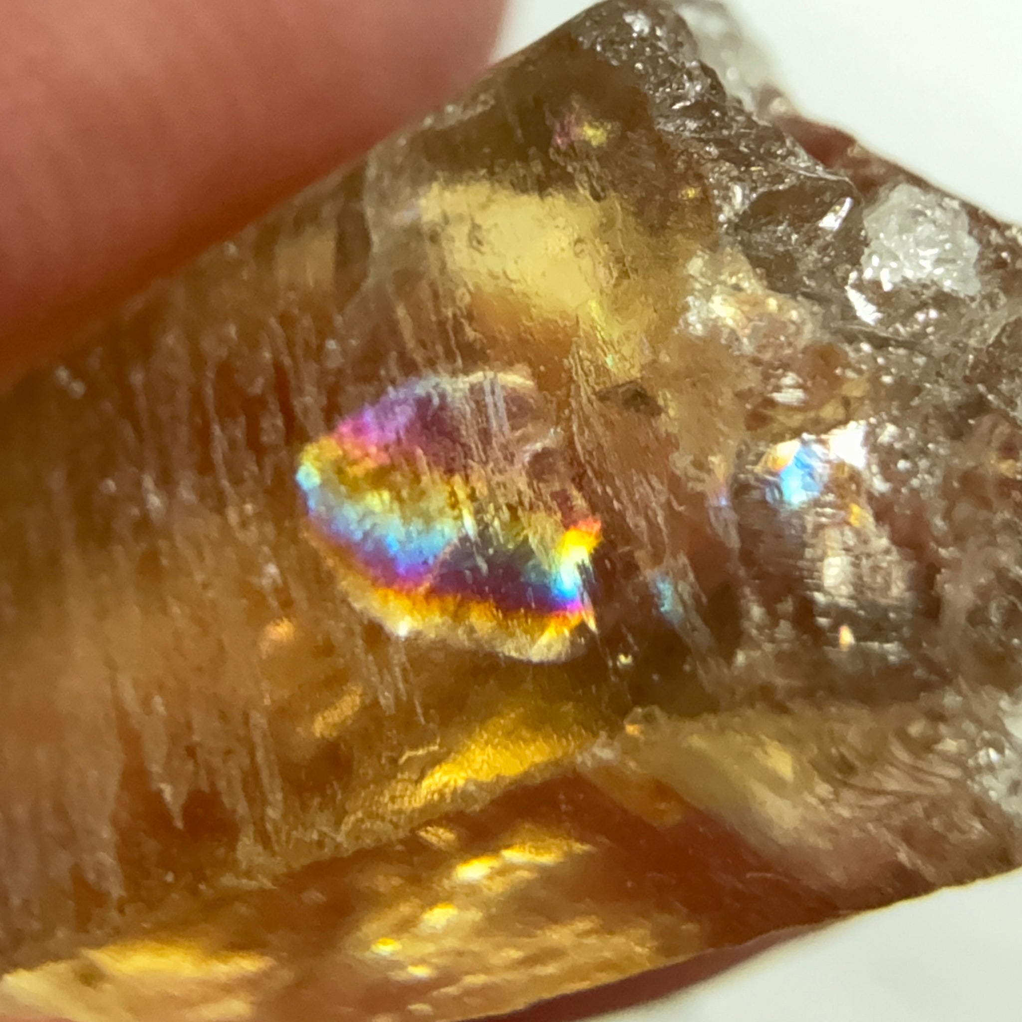 Citrine, 20.23ct, Zambia, Untreated Unheated, VVS-IF, skin fracture no effect on faceting recovery rate but forms a really nice rainbow!
