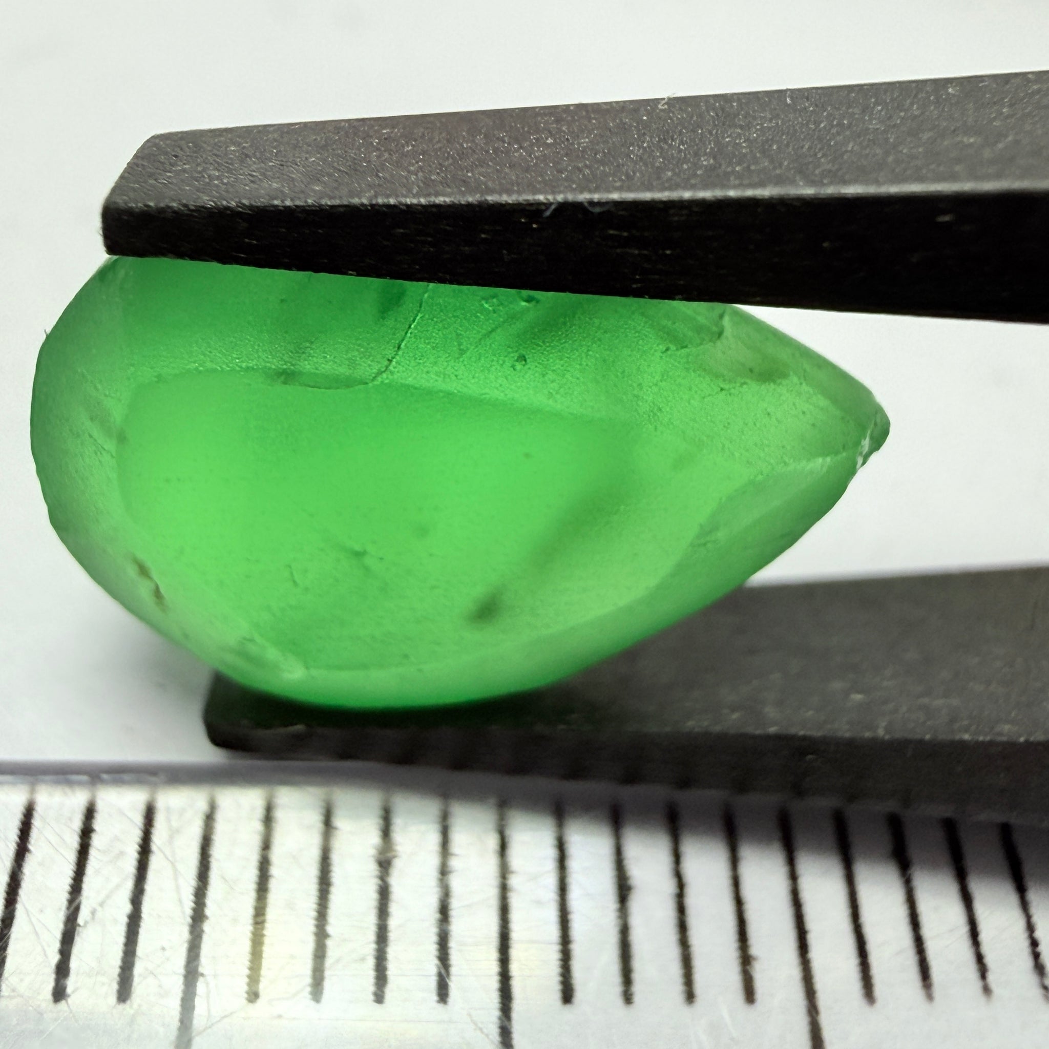 Tsavorite Garnet preform, 5.23ct, Tanzania, Untreated Unheated, has inclusions, see the multiple videos so you can understand the inclusion positioning correctly