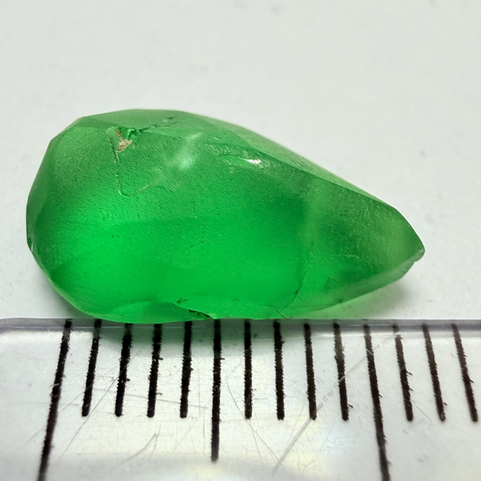 Tsavorite Garnet preform, 5.23ct, Tanzania, Untreated Unheated, has inclusions, see the multiple videos so you can understand the inclusion positioning correctly