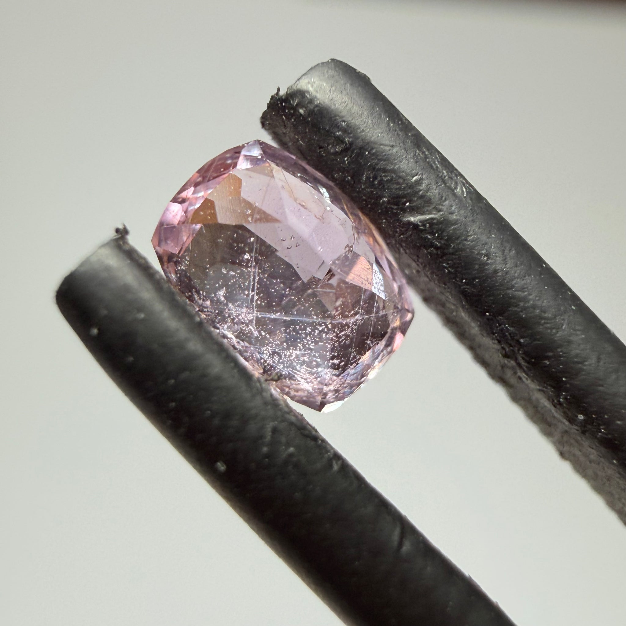 Umba Sapphire, 0.48ct, Umba, Tanzania, Untreated Unheated)