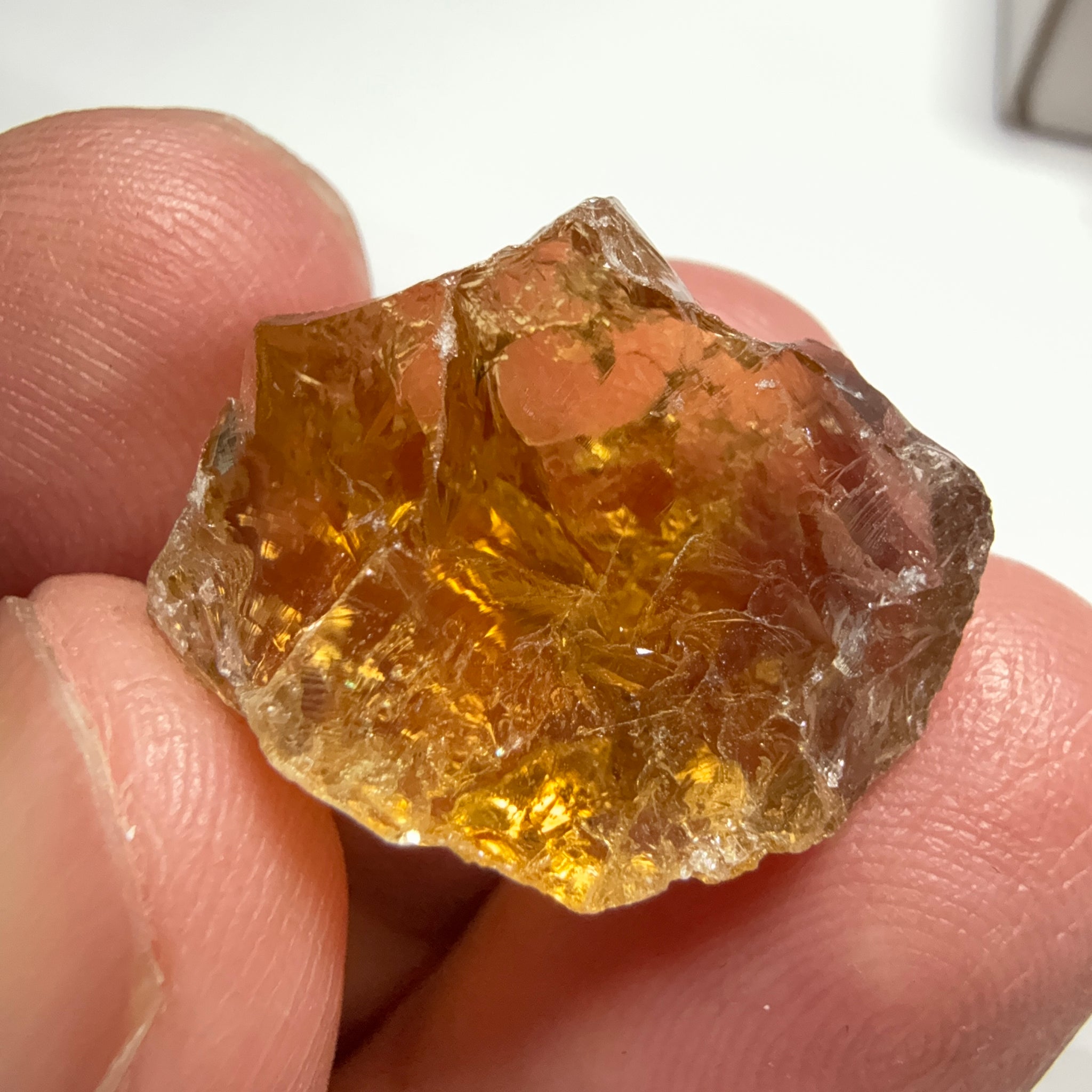 Citrine, 23.10ct, Zambia, Untreated Unheated, VVS-IF, 1 fracture on the outside of the thin part, stone is flat you may need to slice it in two before faceting