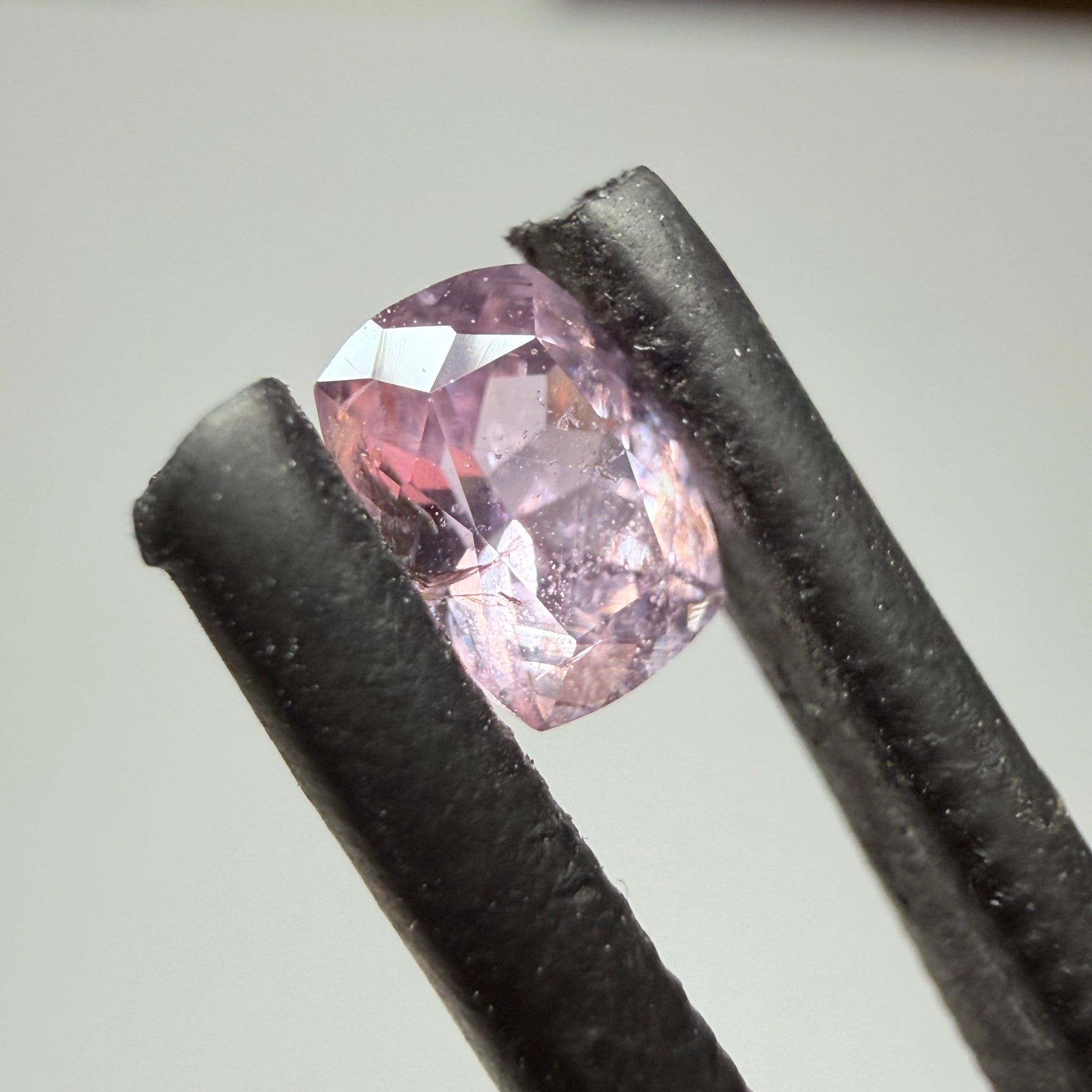 Umba Sapphire, 0.48ct, Umba, Tanzania, Untreated Unheated)