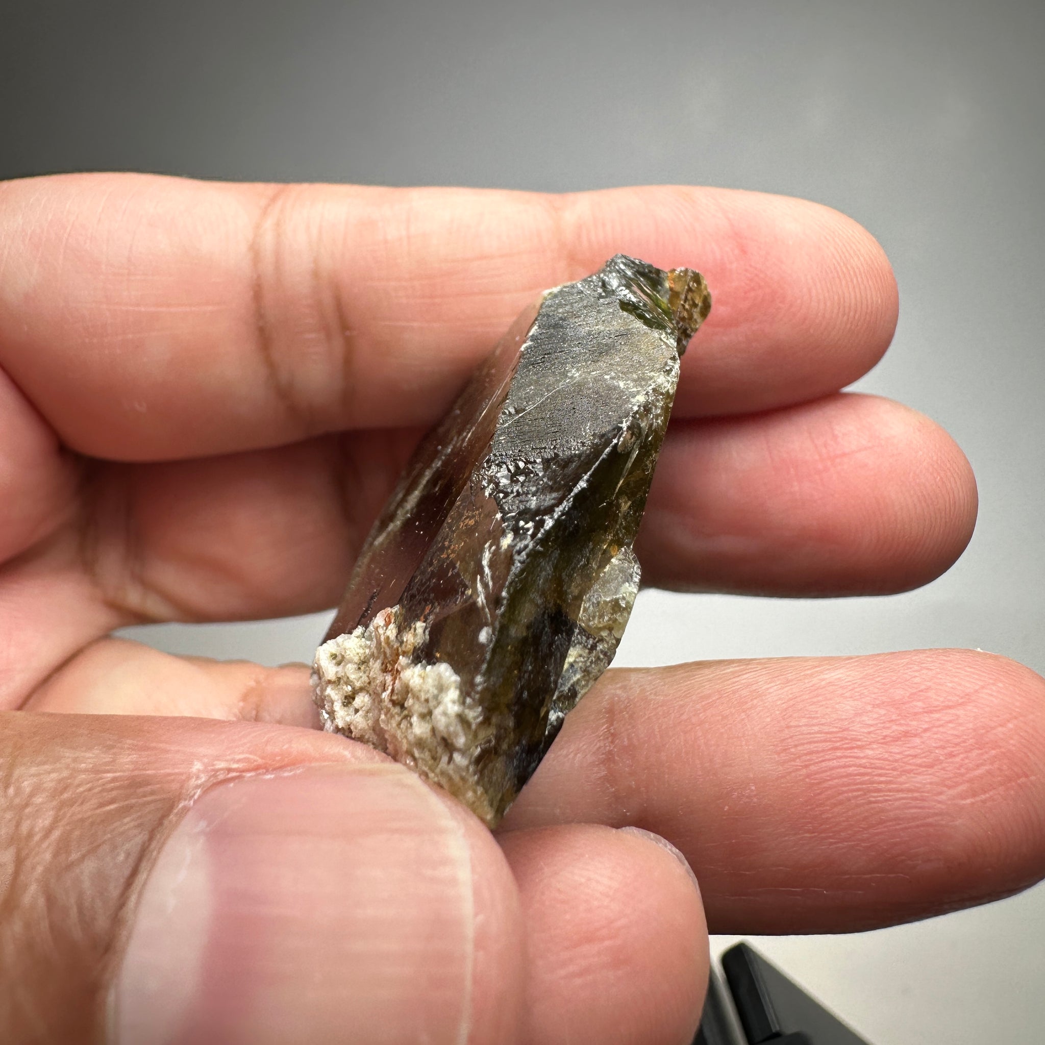 Chrome Sphene Crystal, 37.50gm, Tanzania, Untreated Unheated