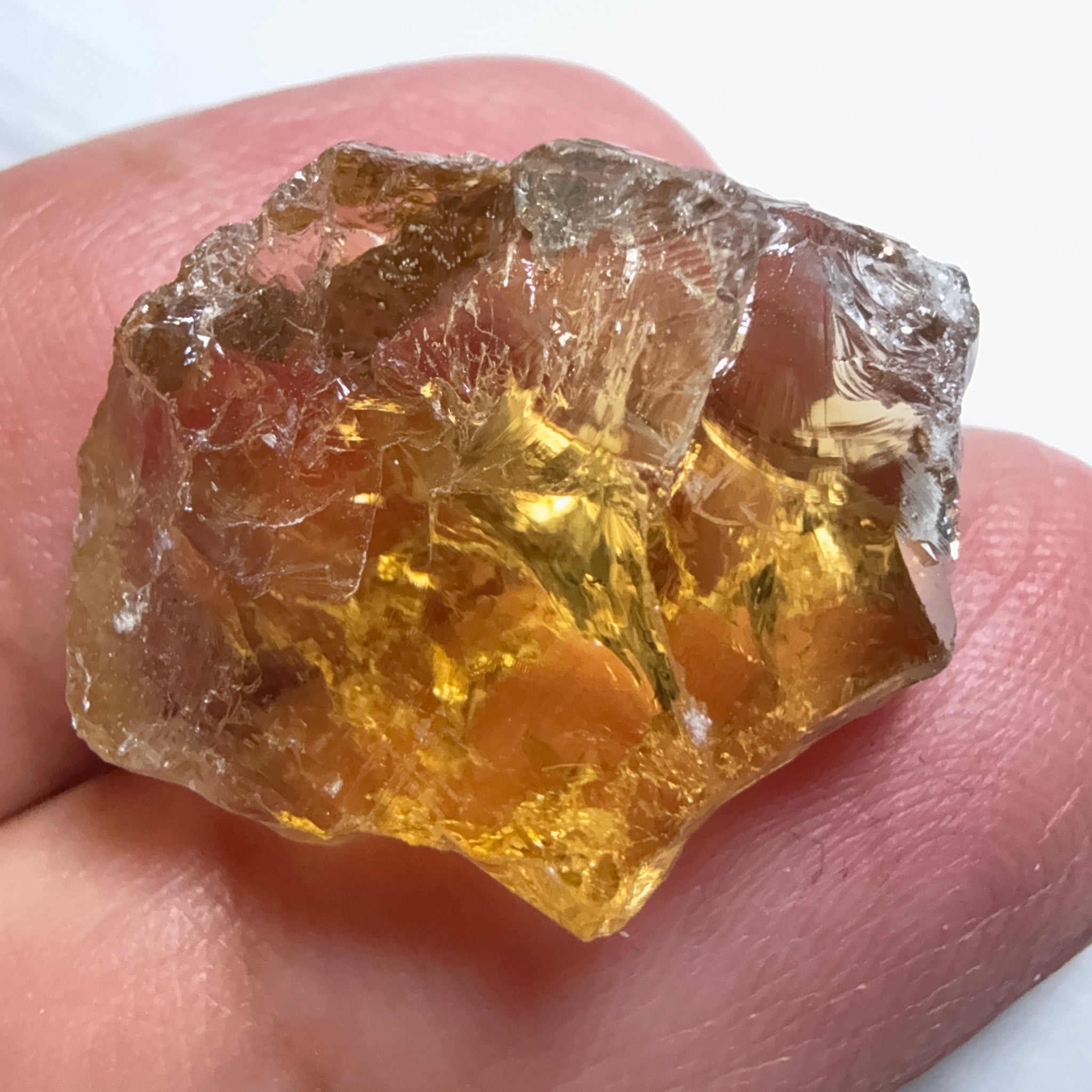 Citrine, 23.10ct, Zambia, Untreated Unheated, VVS-IF, 1 fracture on the outside of the thin part, stone is flat you may need to slice it in two before faceting