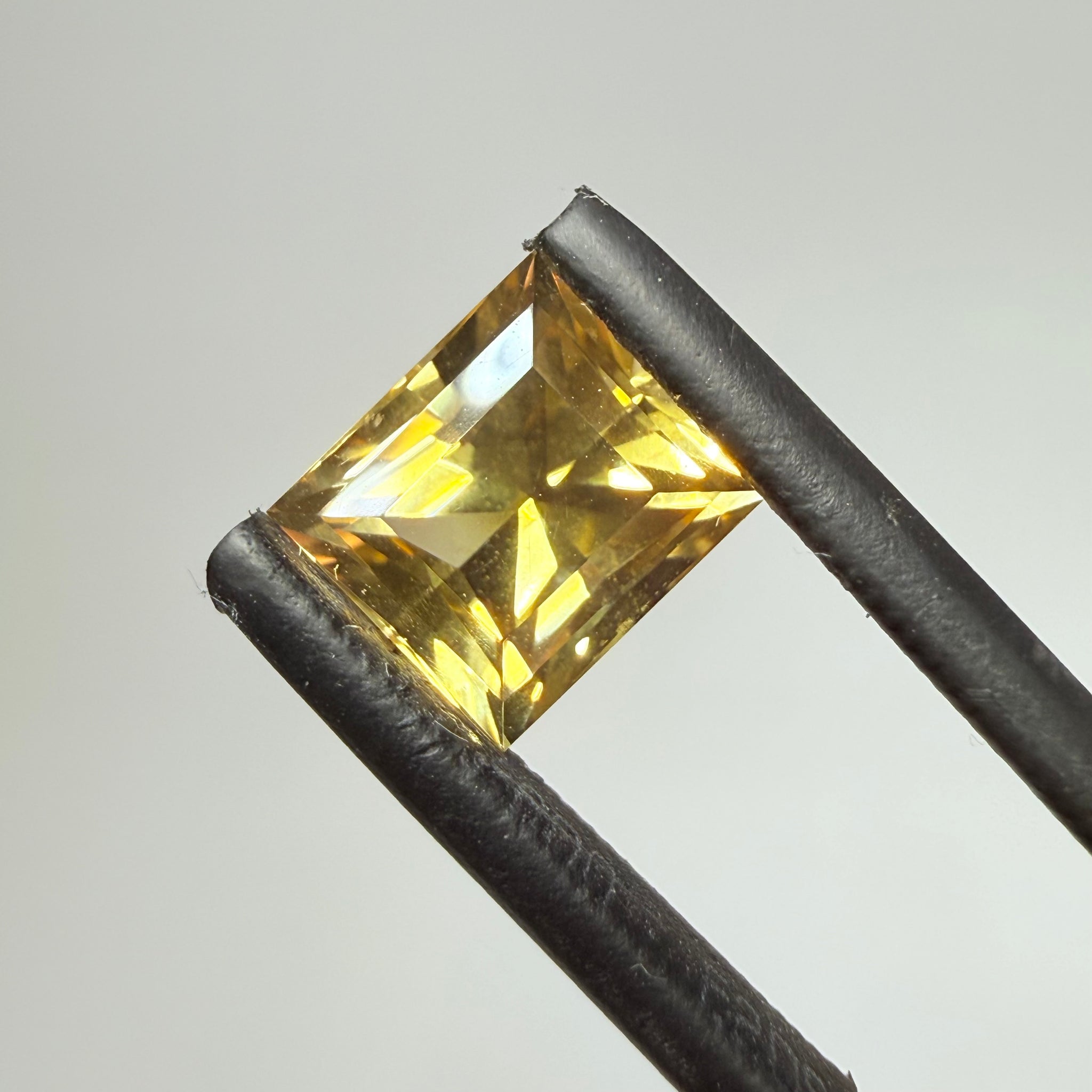 Zambian Citrine, 2.54ct, Untreated Unheated