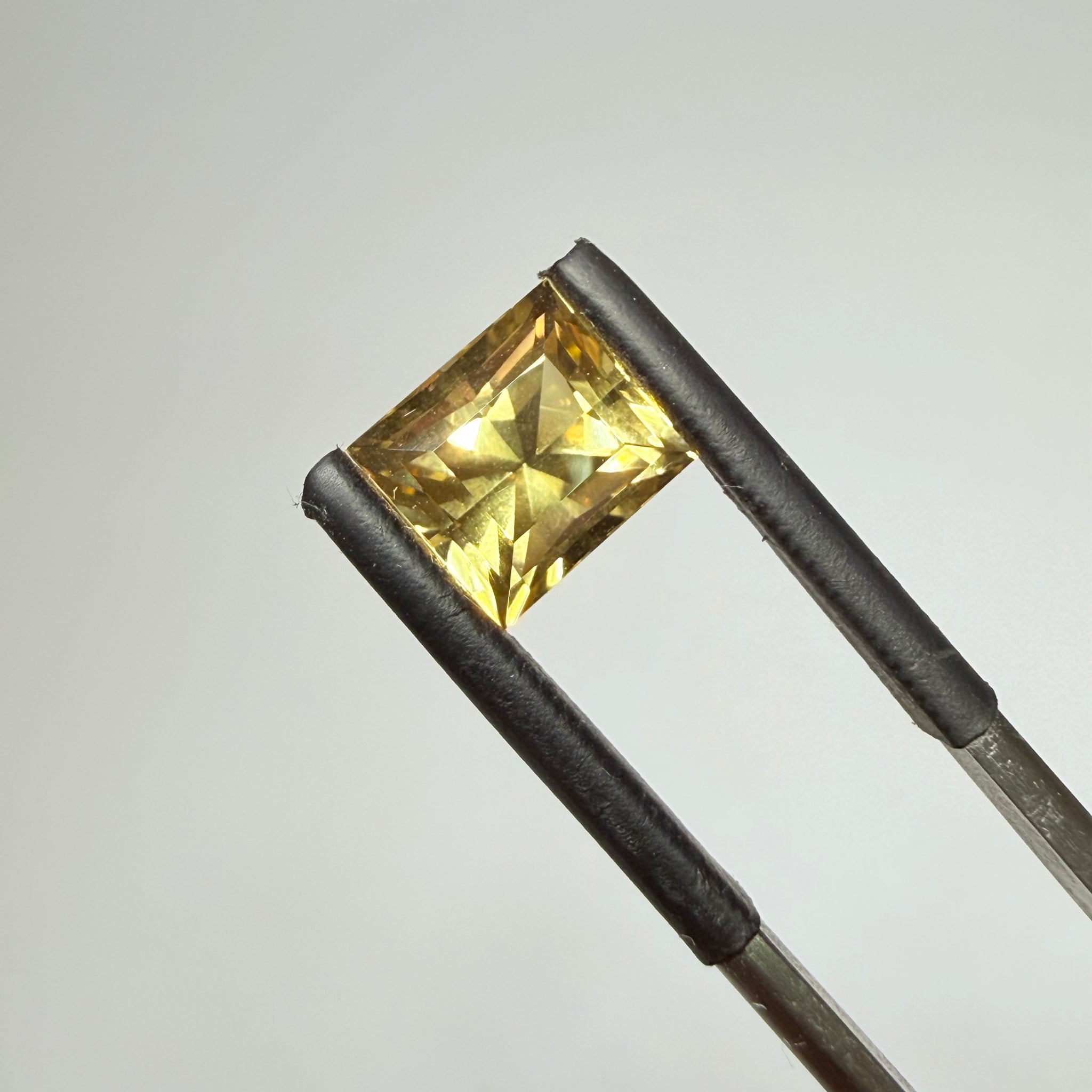 Zambian Citrine, 2.54ct, Untreated Unheated
