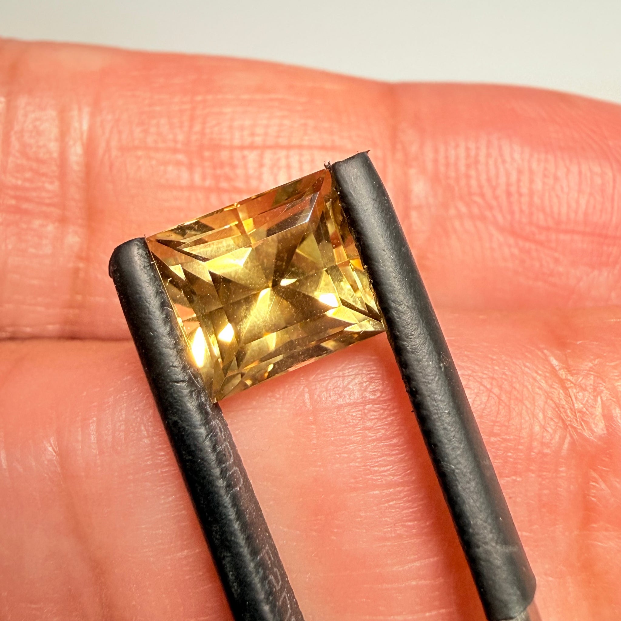 Zambian Citrine, 2.54ct, Untreated Unheated
