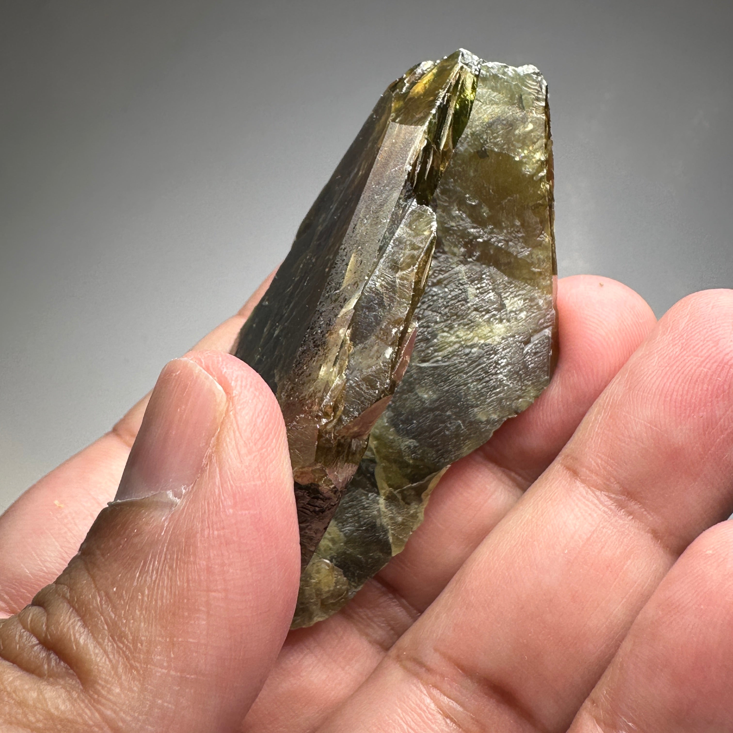 83.80gm Chrome Sphene Crystal, Tanzania, Untreated Unheated
