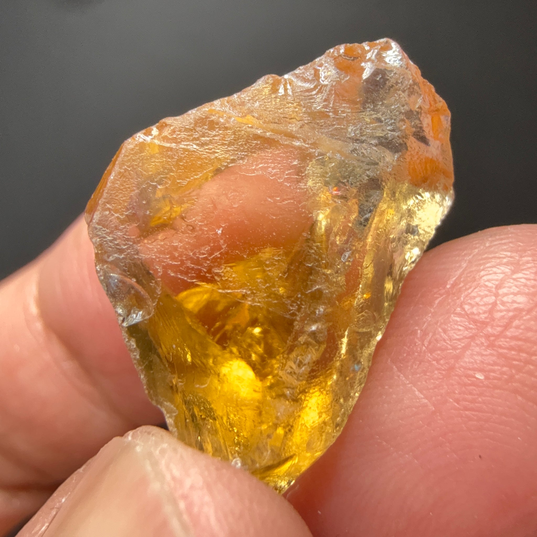 Citrine, 18.78ct, Zambia, Untreated Unheated, VVS-IF, a little flattish from one end