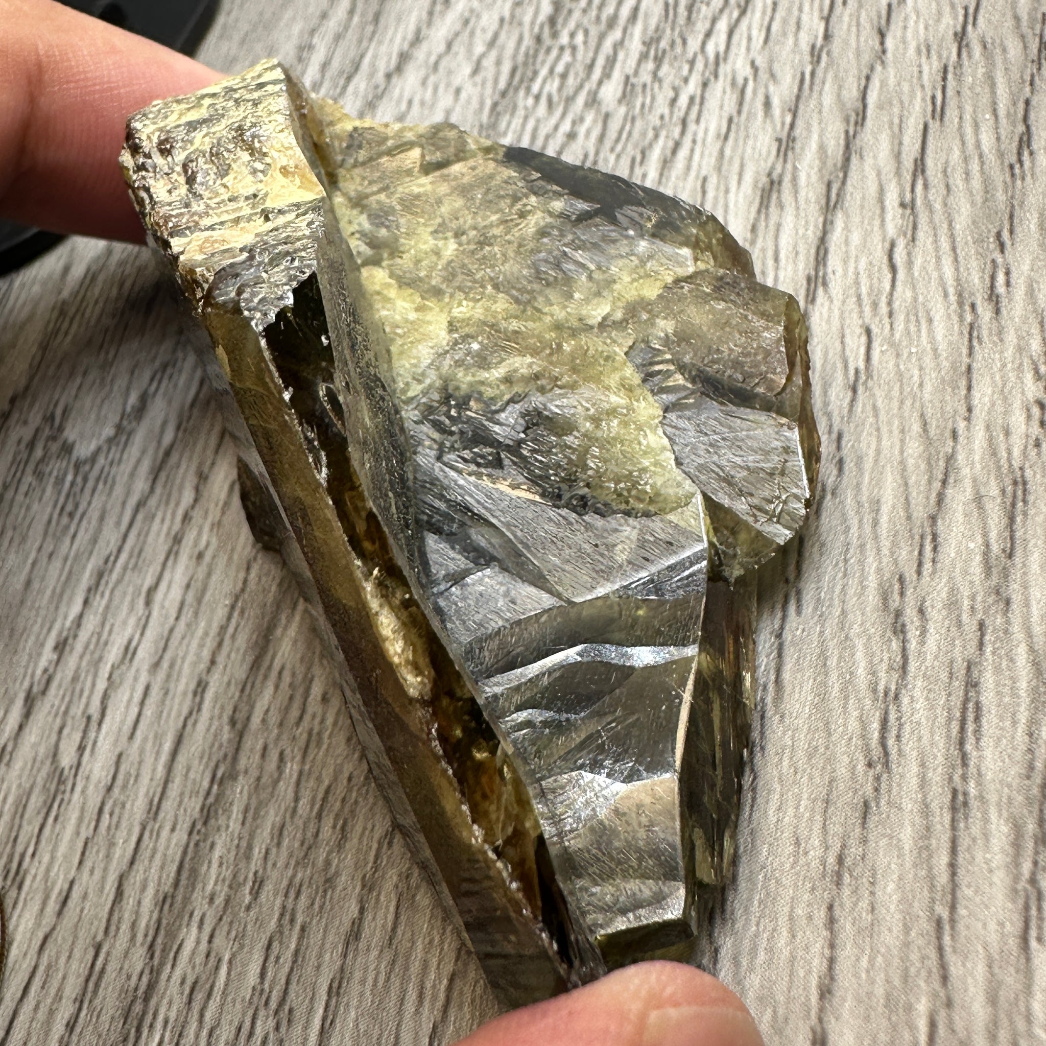 Chrome Sphene Crystal, 83.80gm, Tanzania, Untreated Unheated