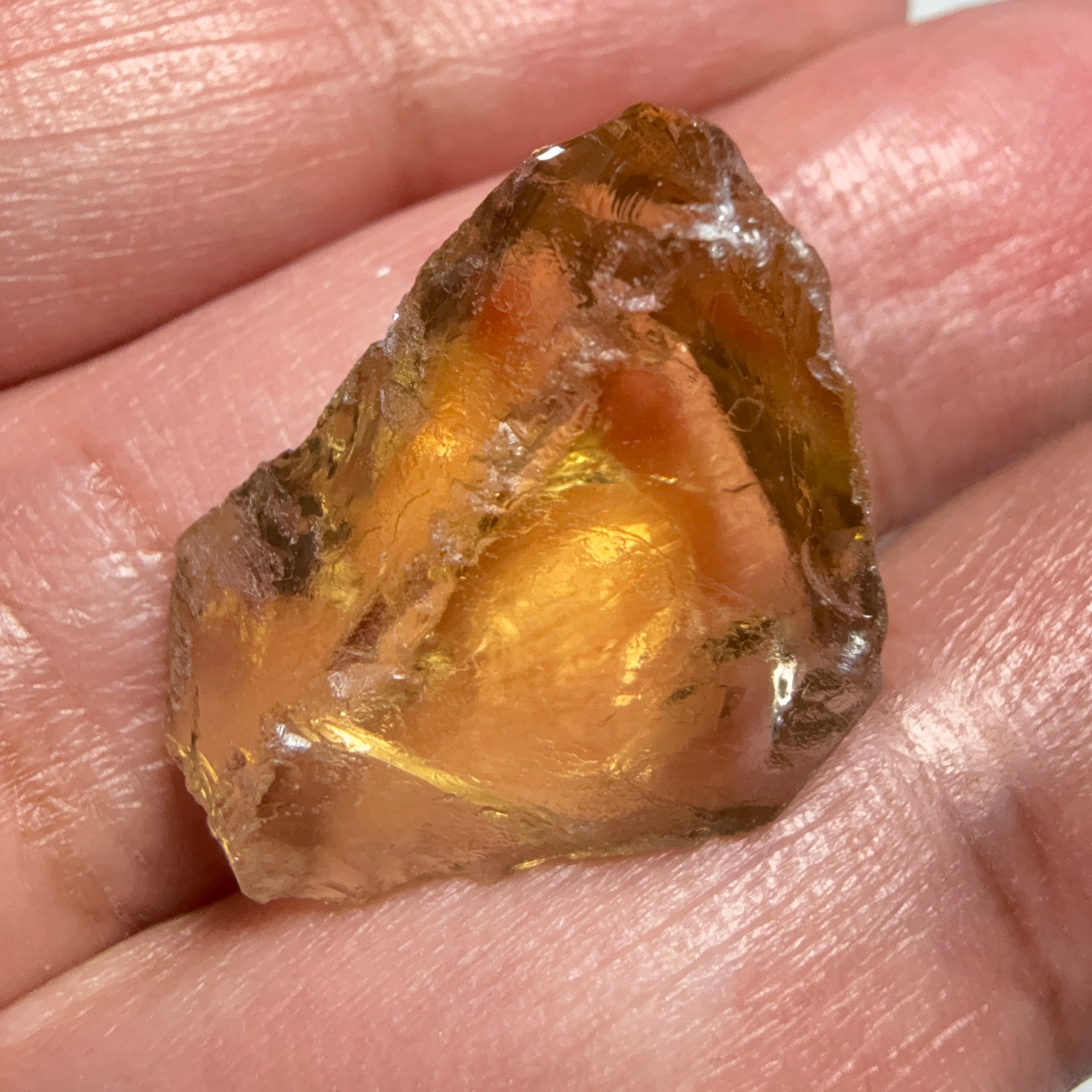 Citrine, 18.78ct, Zambia, Untreated Unheated, VVS-IF, a little flattish from one end