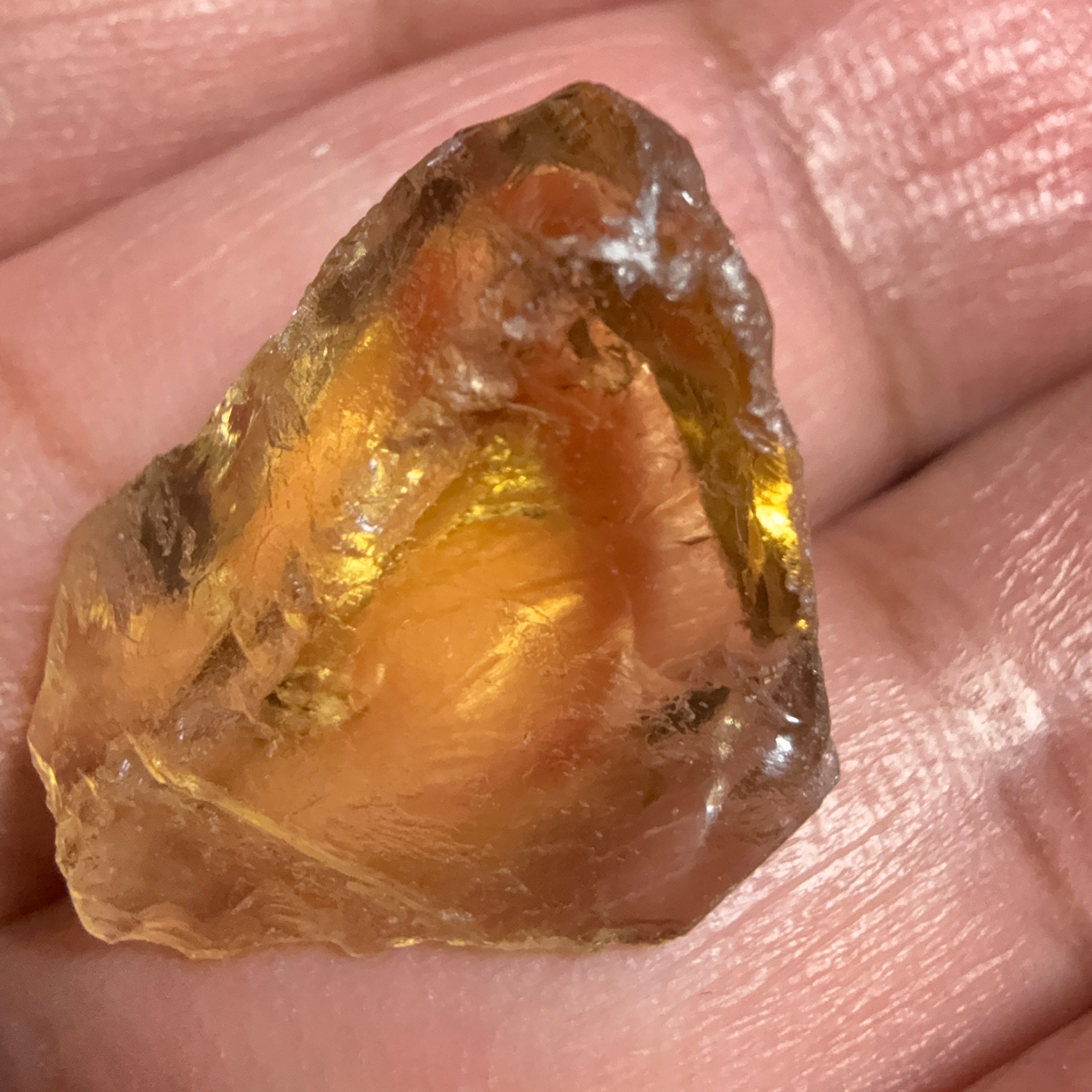 Citrine, 18.78ct, Zambia, Untreated Unheated, VVS-IF, a little flattish from one end