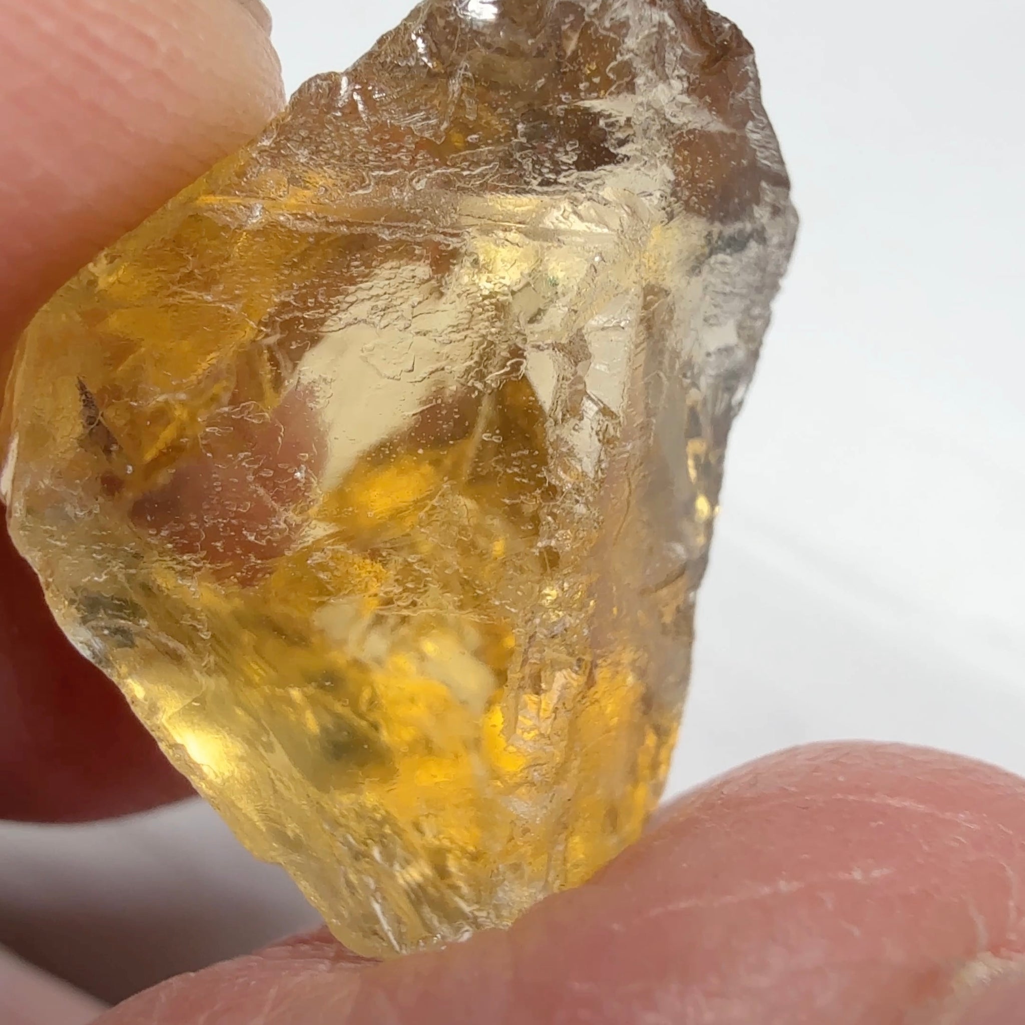 Citrine, 18.78ct, Zambia, Untreated Unheated, VVS-IF, a little flattish from one end