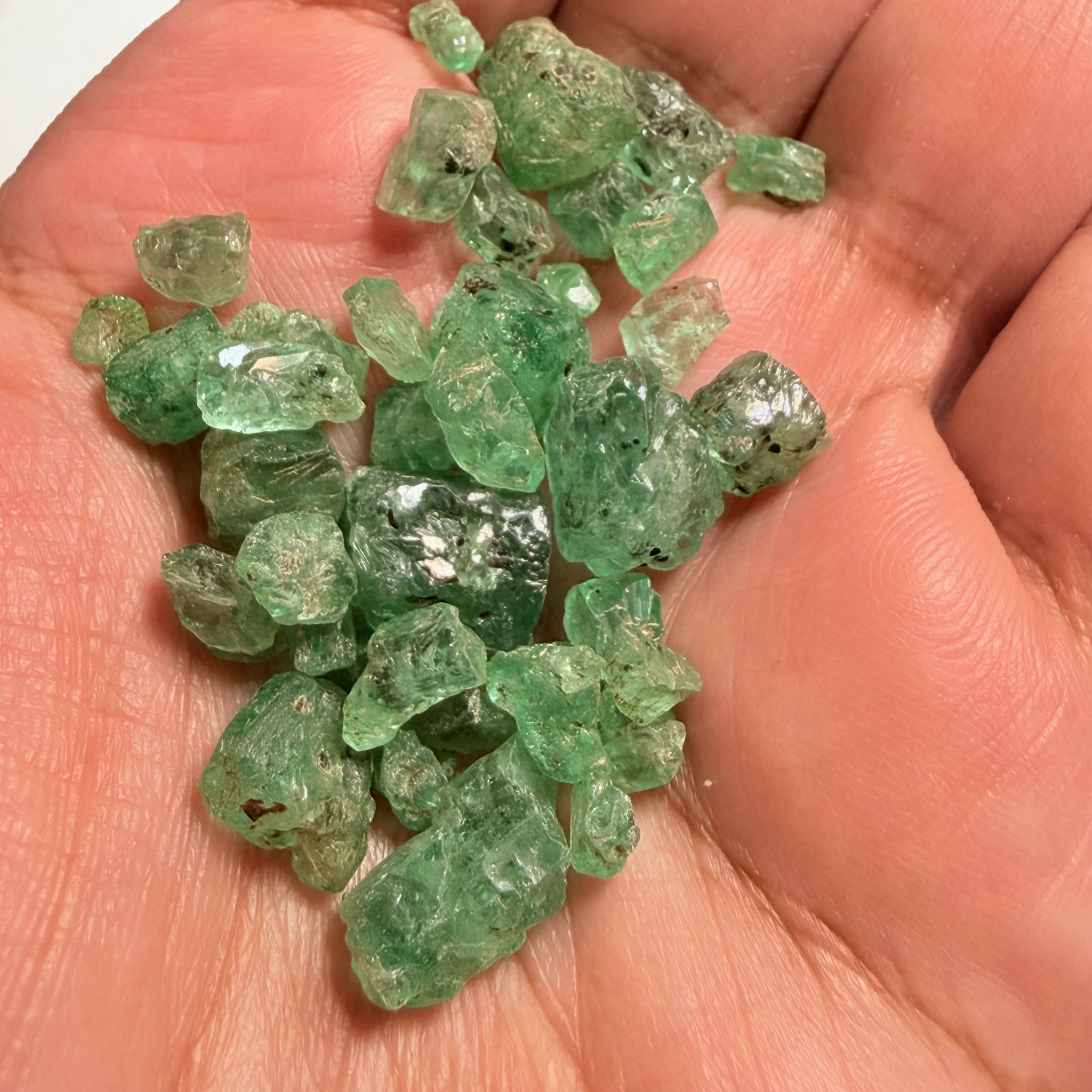 Emerald Crystal Lot, 72.87ct, Tanzania, Untreated Unheated, no oil. Cab or facet with inclusions, Great for setting as is in jewellery as is too!