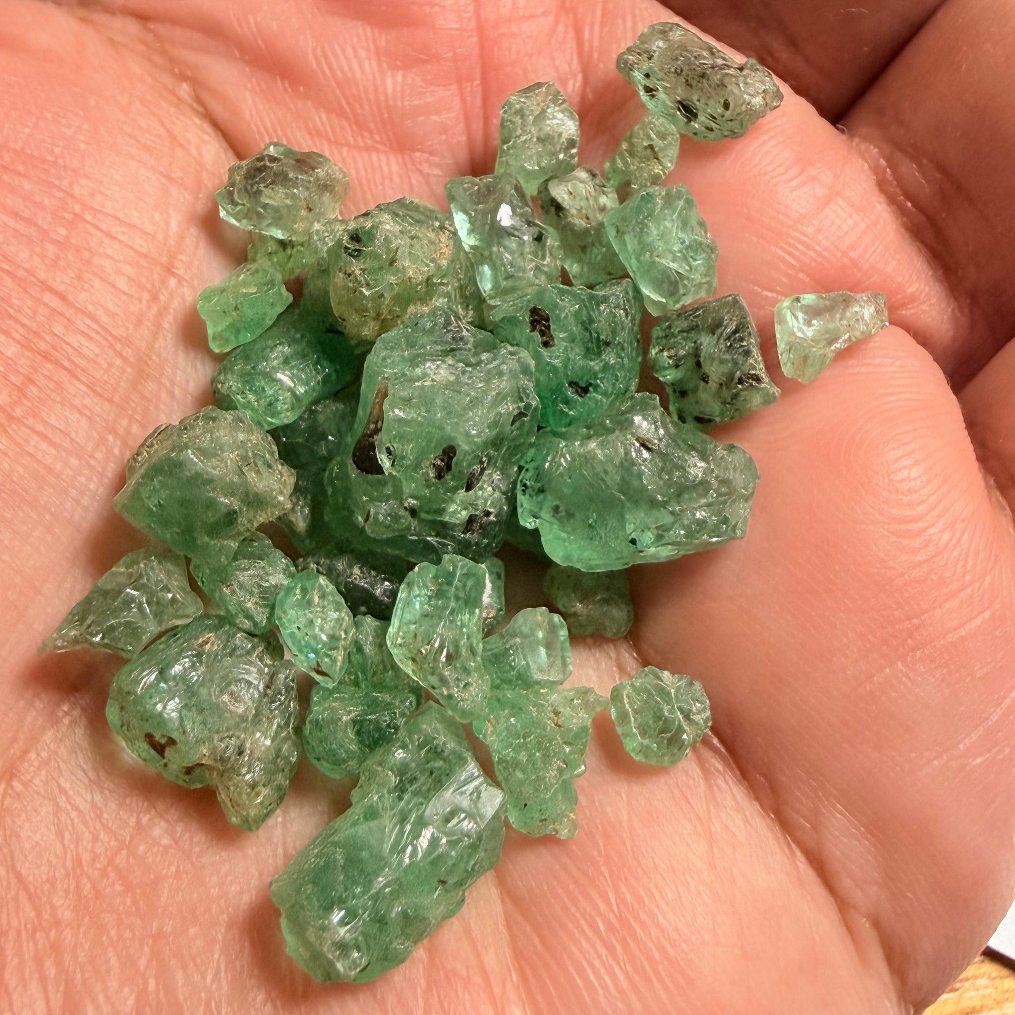 Emerald Crystal Lot, 72.87ct, Tanzania, Untreated Unheated, no oil. Cab or facet with inclusions, Great for setting as is in jewellery as is too!