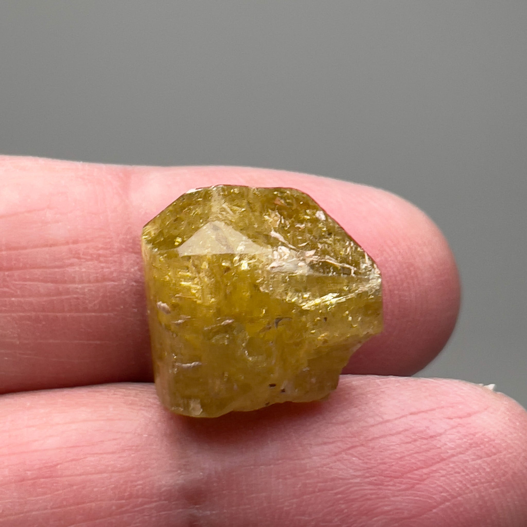 28.88Ct Tourmaline Crystal. Tanzania. Untreated Unheated.