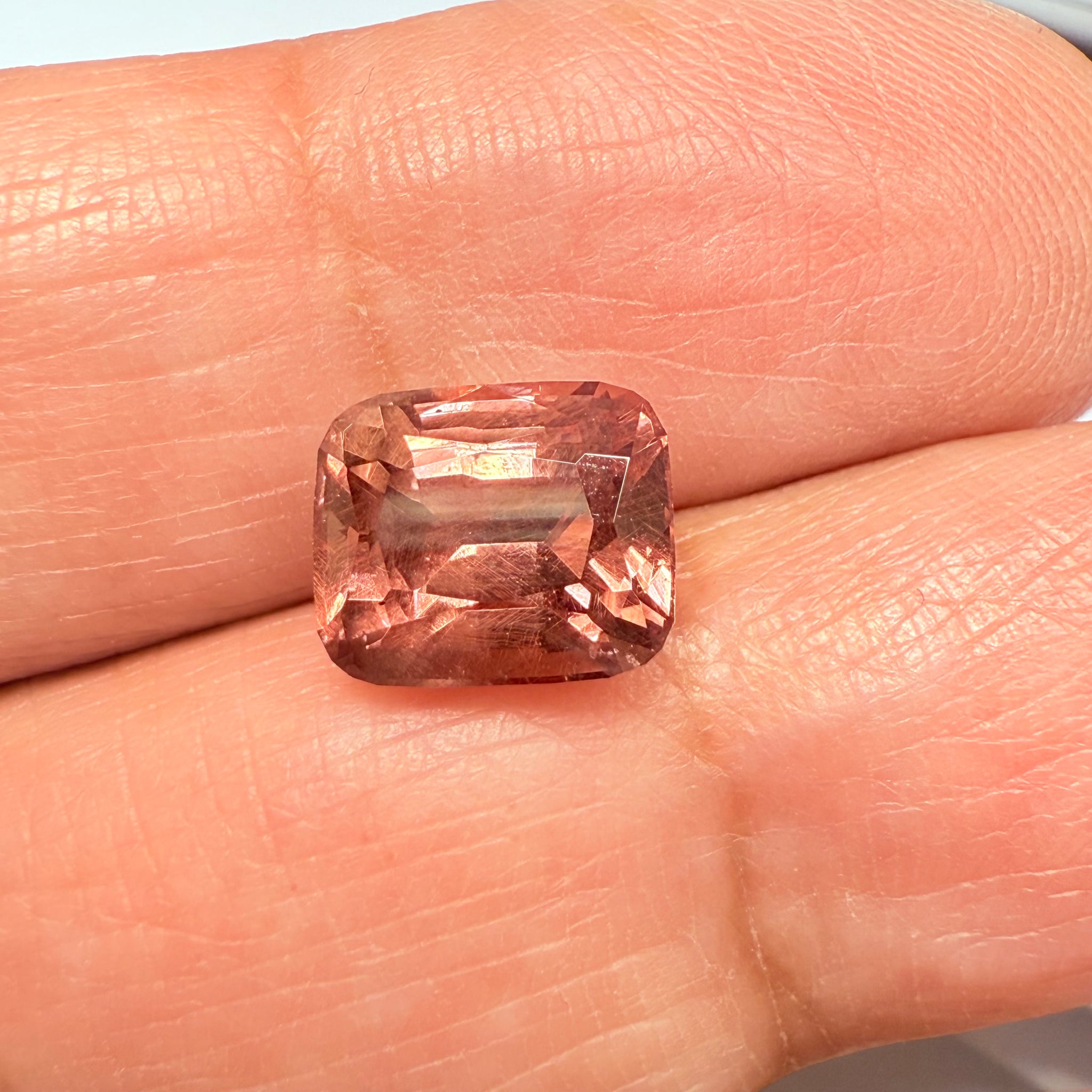 Dragon Garnet, 4.51ct, Tanzania, Untreated Unheated, slightly silky, do see the video even if it’s to learn