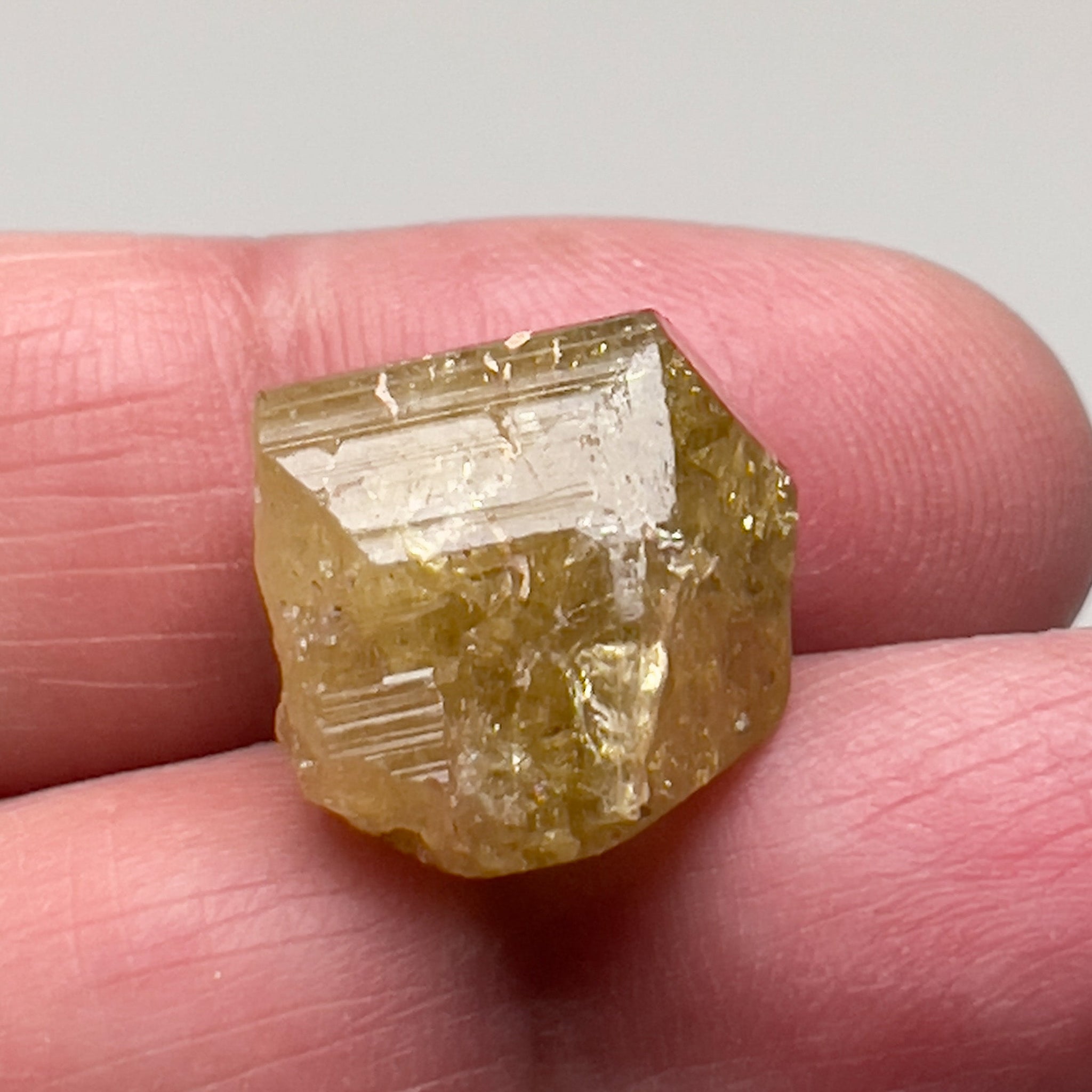 28.88Ct Tourmaline Crystal. Tanzania. Untreated Unheated.