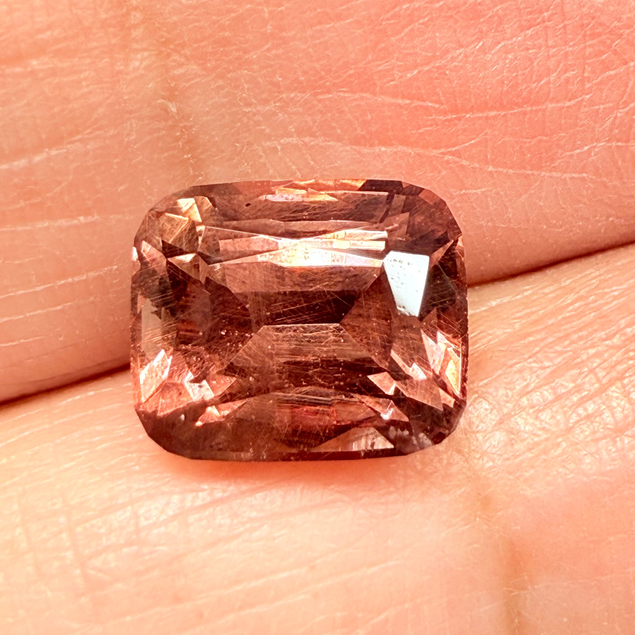 Dragon Garnet, 4.51ct, Tanzania, Untreated Unheated, slightly silky, do see the video even if it’s to learn