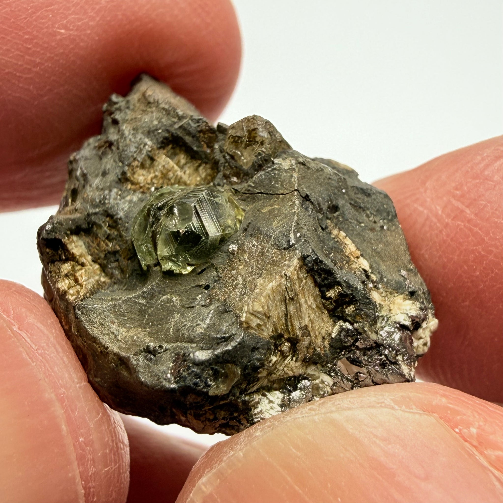 Mint Tourmaline on matrix, 18.91ct, Landanai, Tanzania, Untreated Unheated